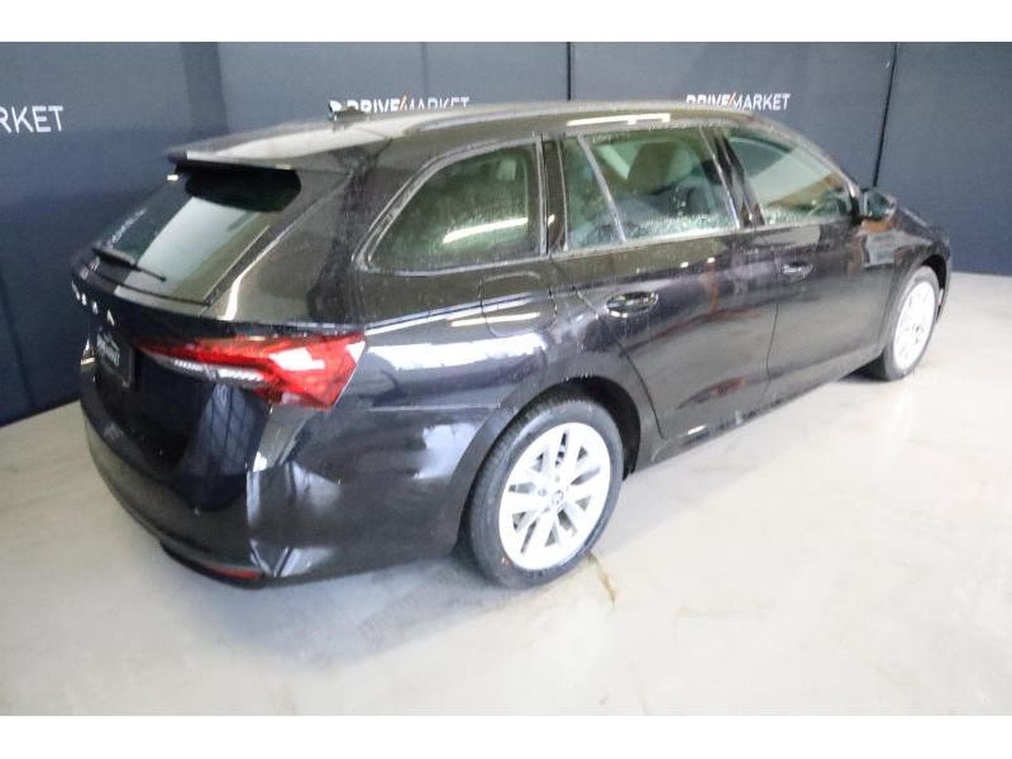 Skoda Octavia Selection (2025) - Foto 3