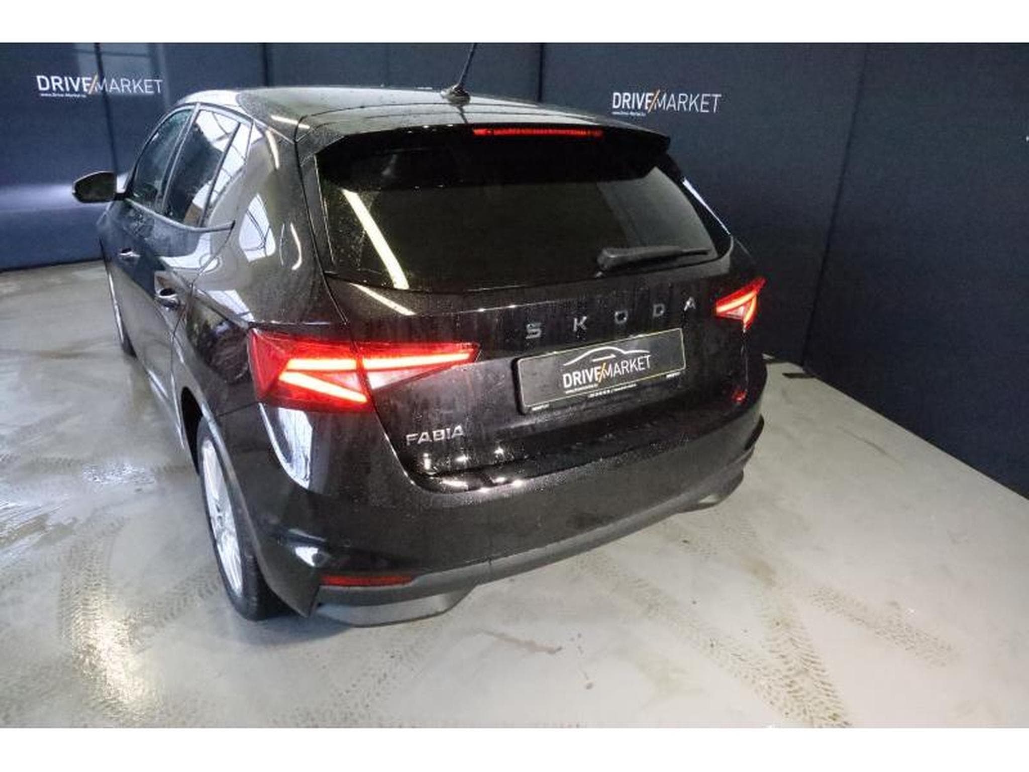 Skoda Fabia Selection (2025) - Foto 17