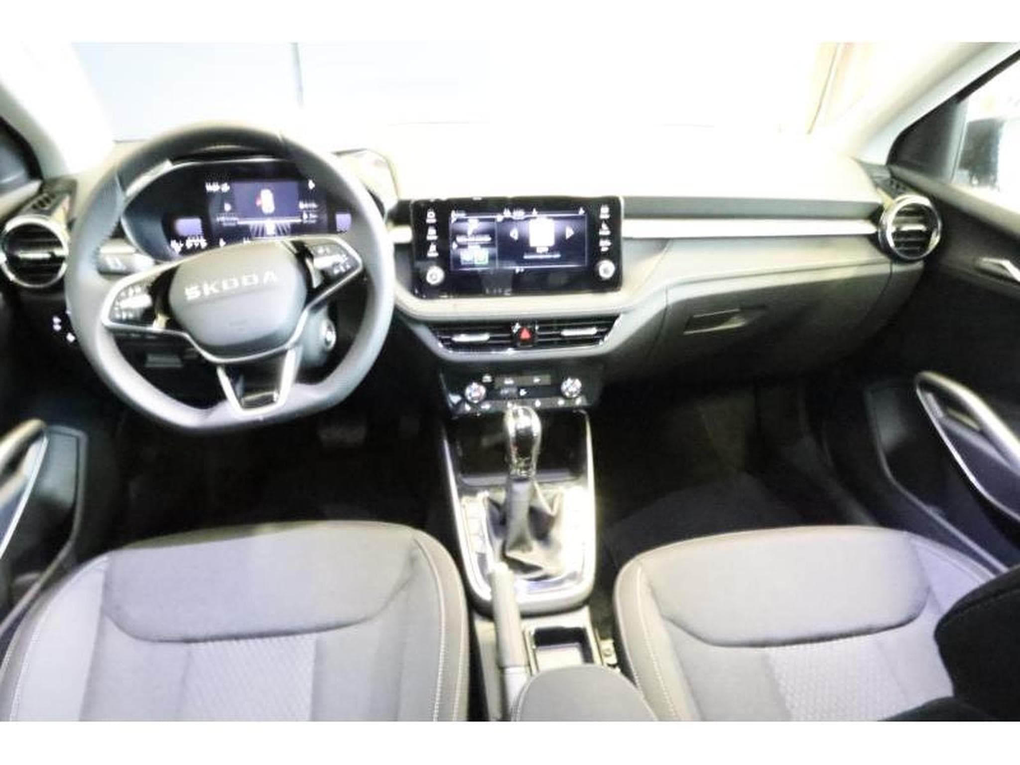Skoda Fabia Selection (2025) - Foto 2
