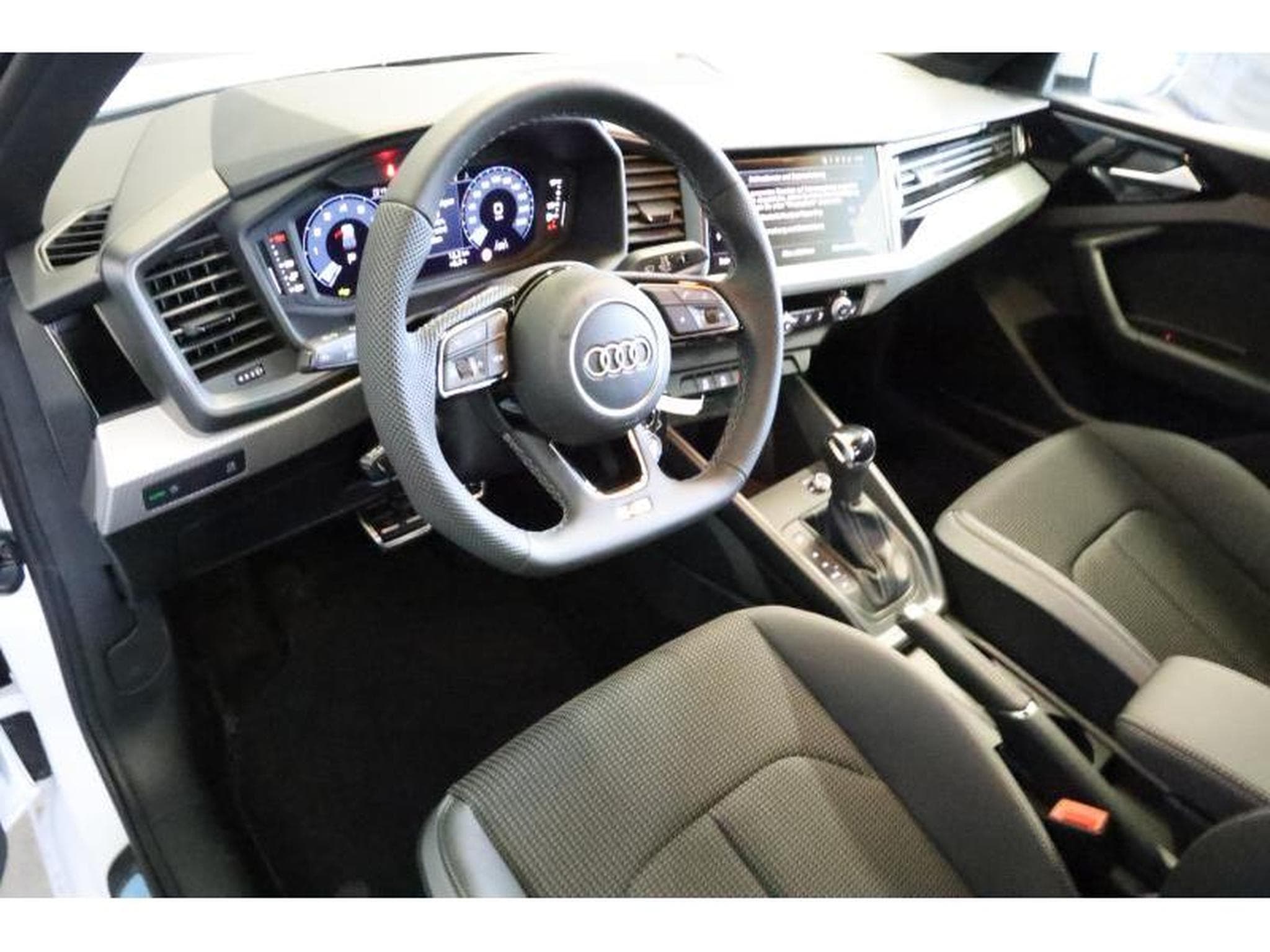 Audi A1 Advanced (2025) - Foto 19