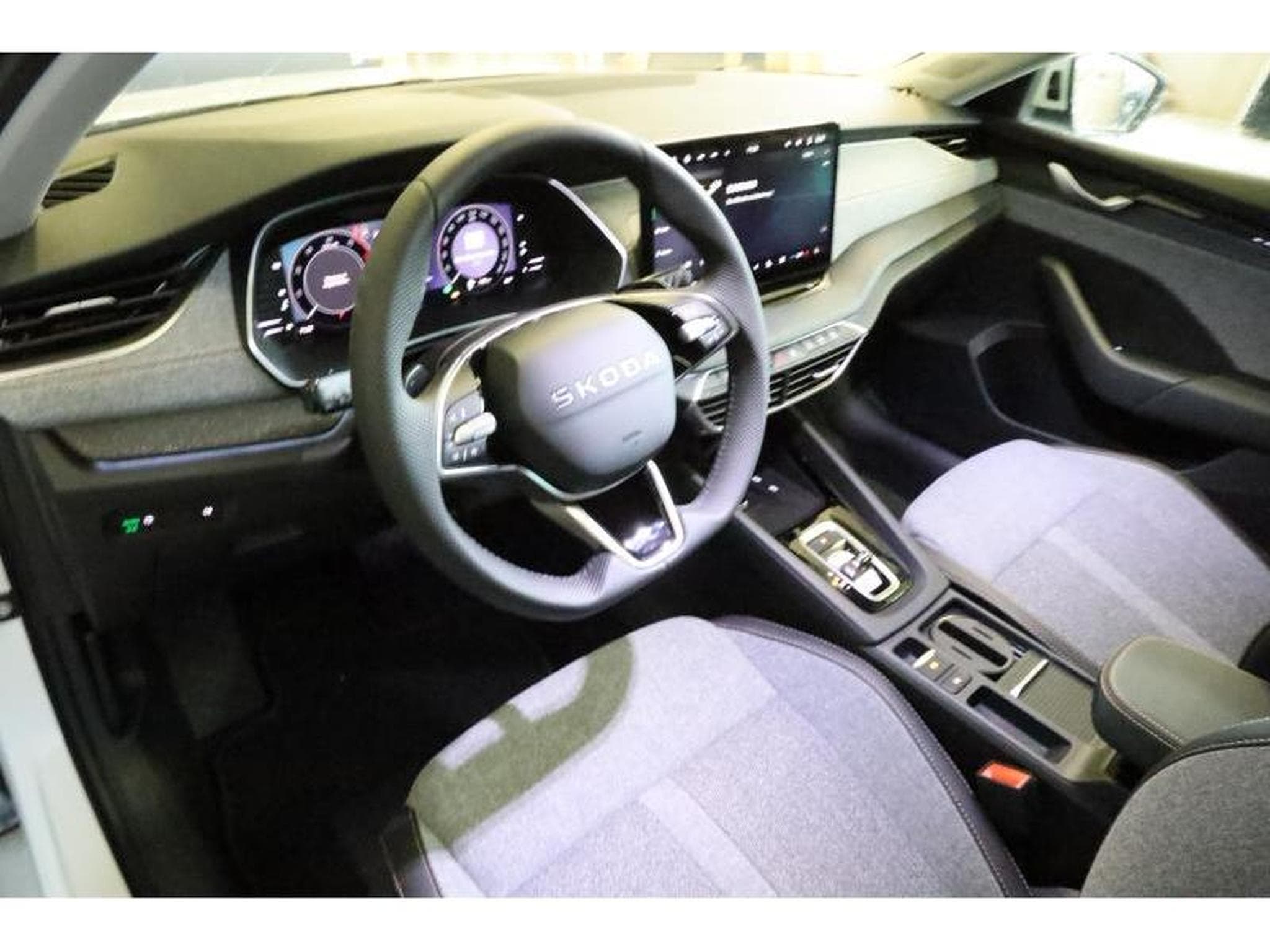 Skoda Octavia Selection (2025) - Foto 12
