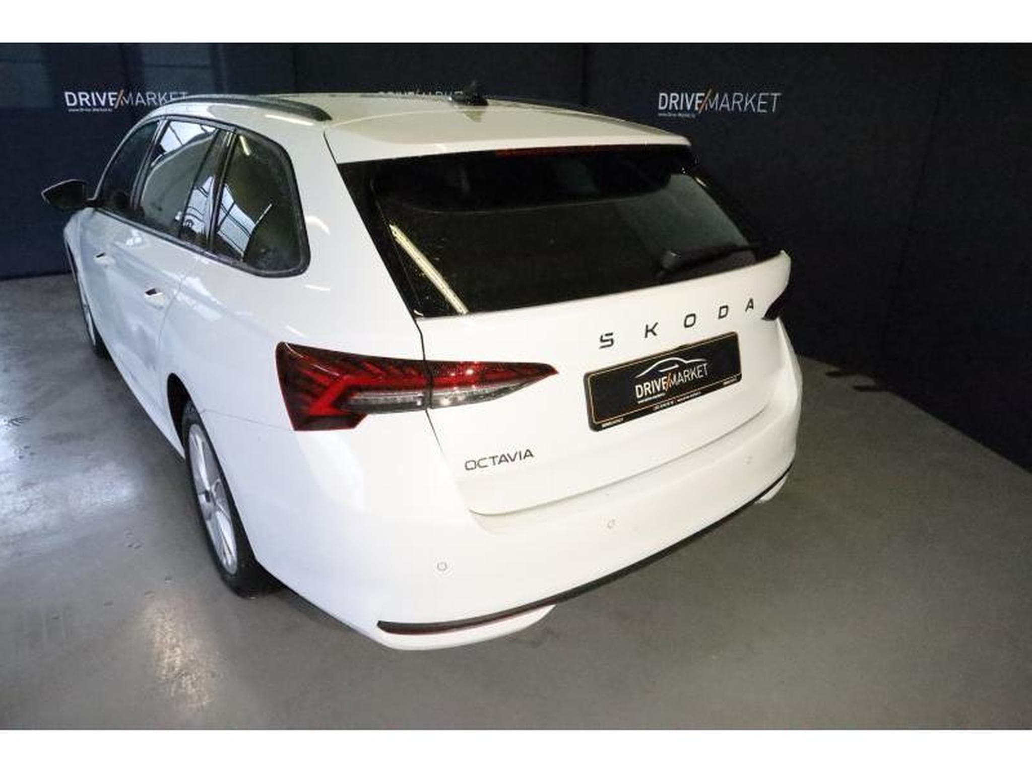 Skoda Octavia Selection (2025) - Foto 13