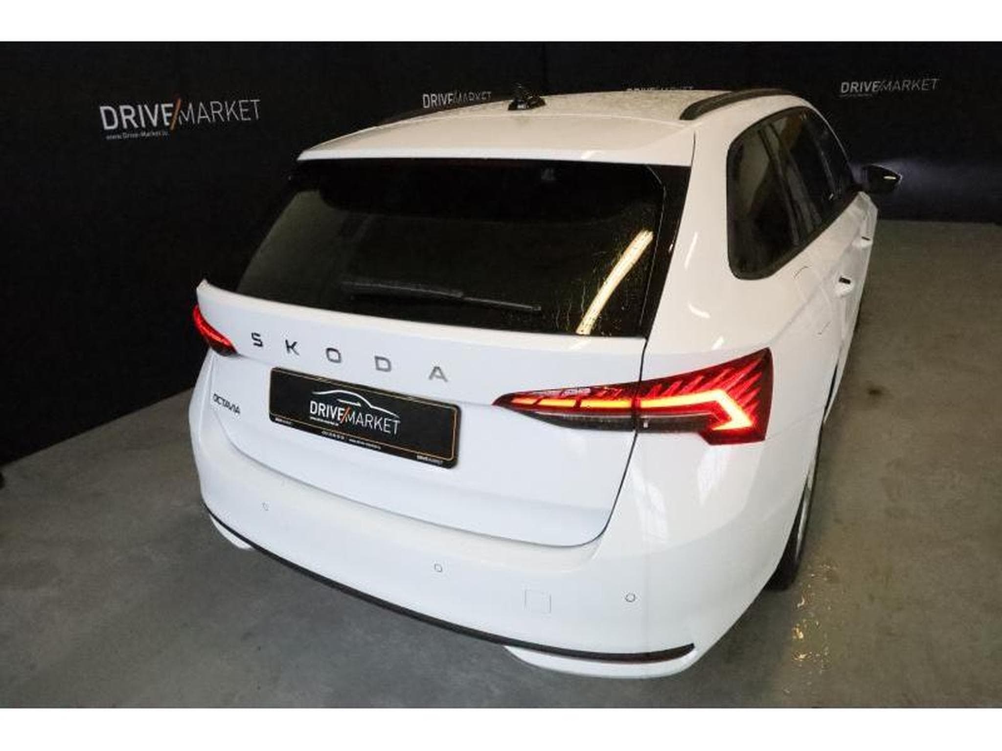 Skoda Octavia Selection (2025) - Foto 14