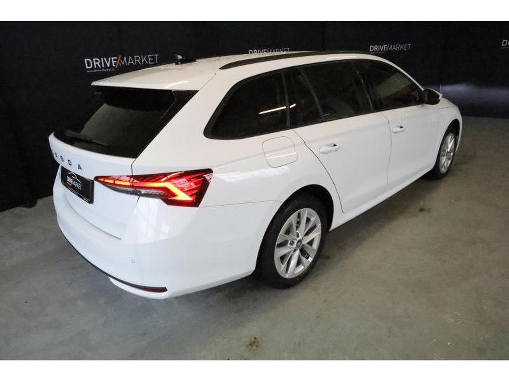 Skoda Octavia Selection (2025) - Foto 15