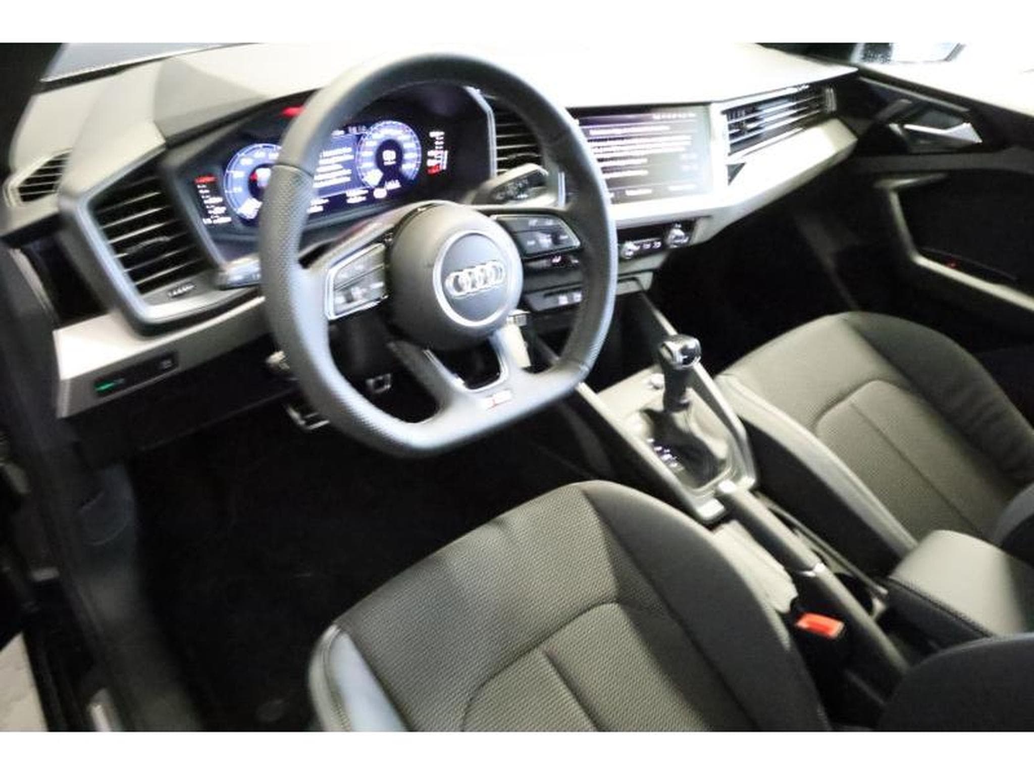 Audi A1 Advanced (2025) - Foto 11