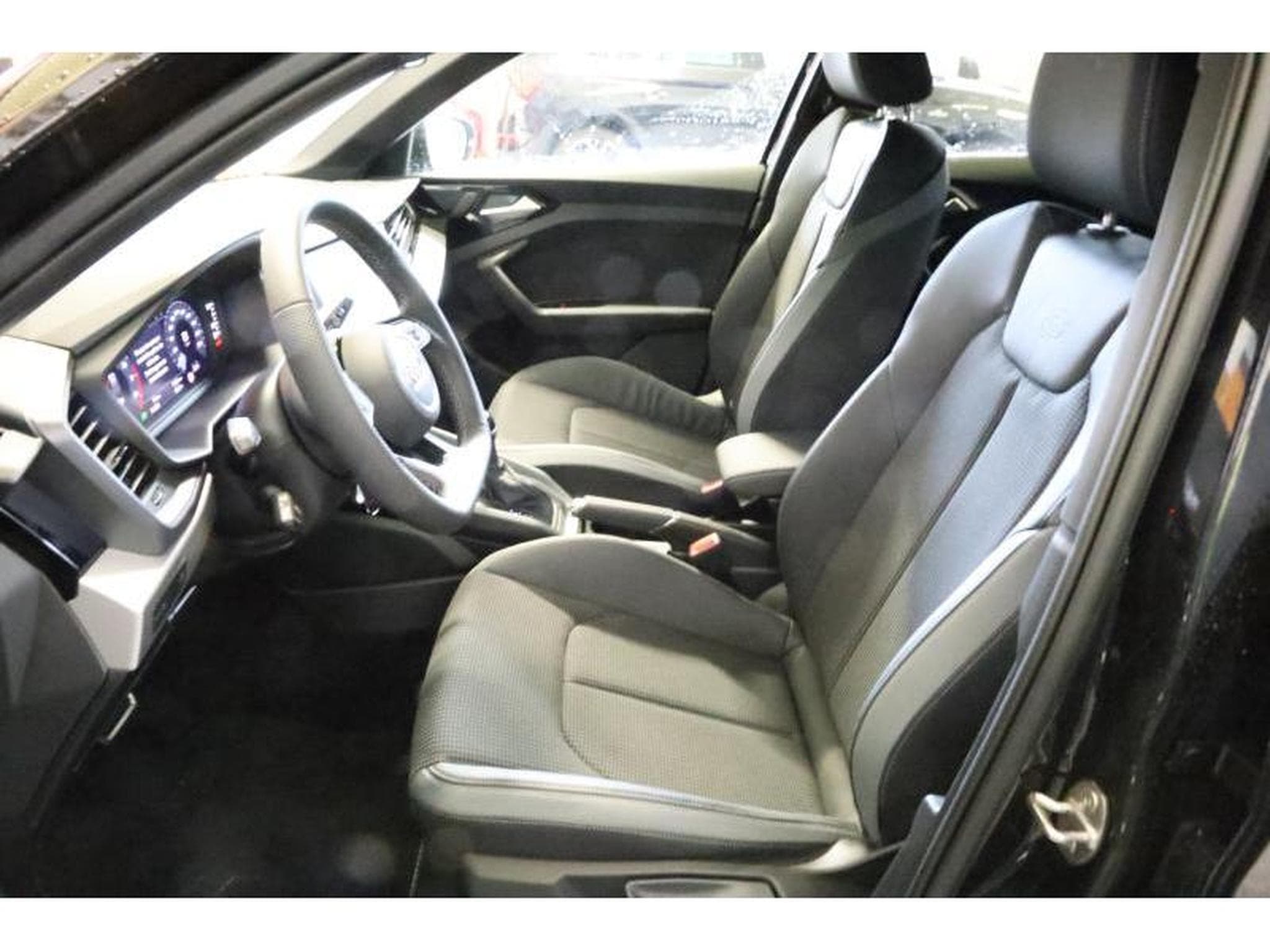 Audi A1 Advanced (2025) - Foto 4