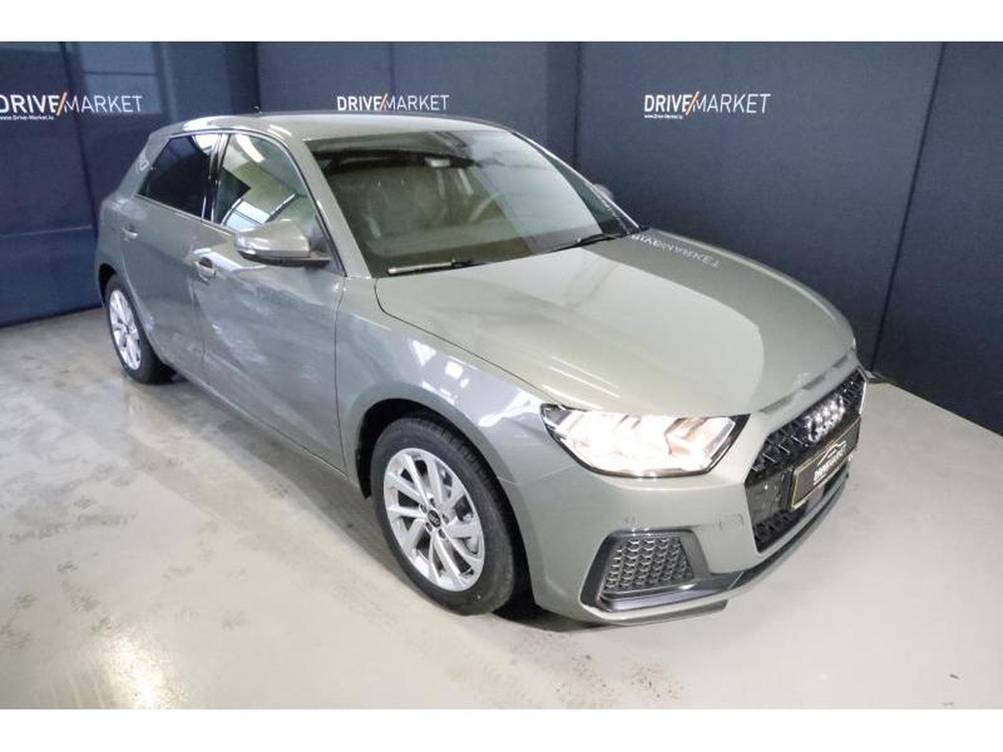 Audi A1 Advanced (2025) - Foto 1