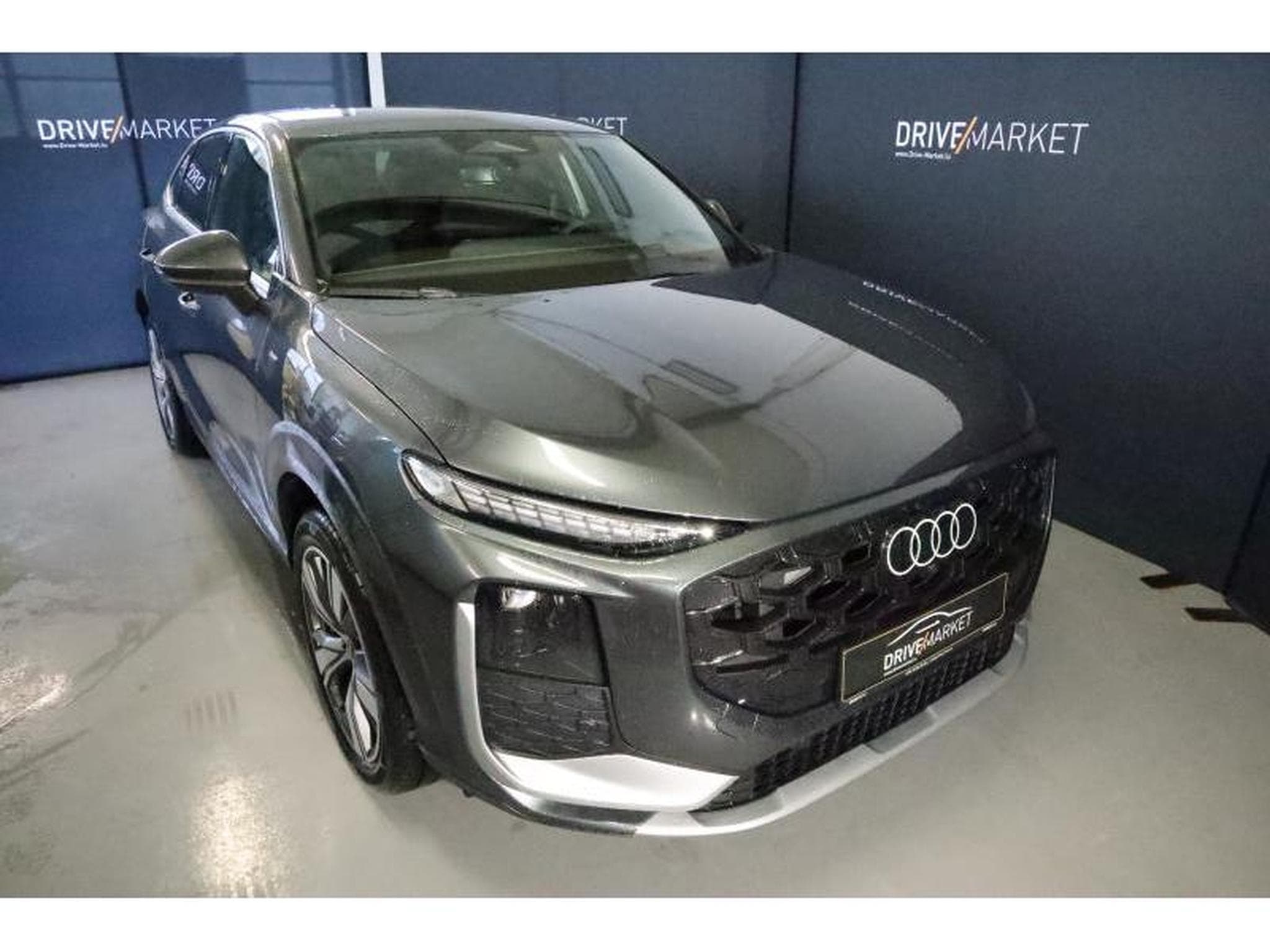 Audi Q3 Sportback (2025) - Photo 20