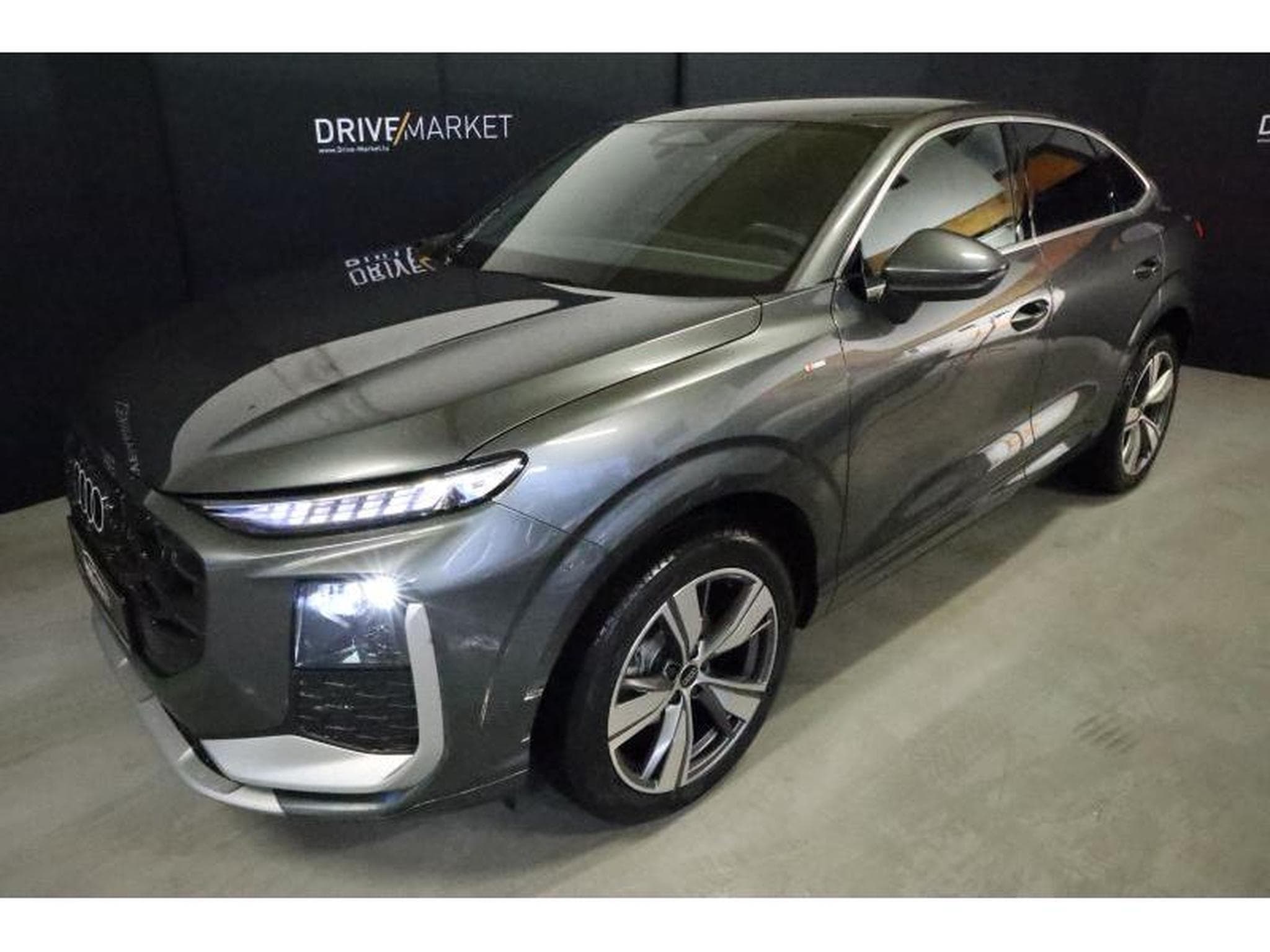 Audi Q3 Sportback (2026) - Photo 1