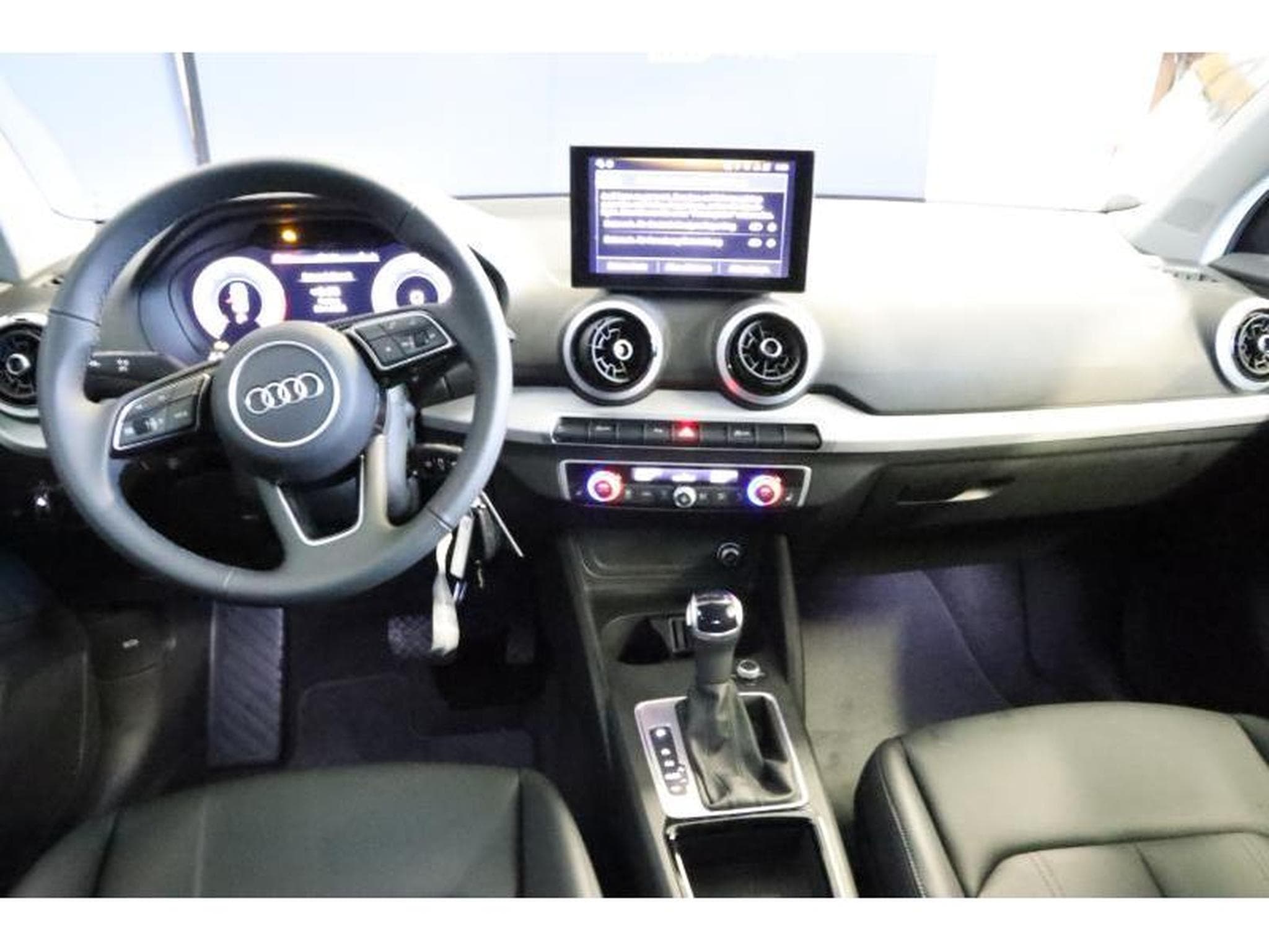 Audi Q2 S line (2026) - Photo 2
