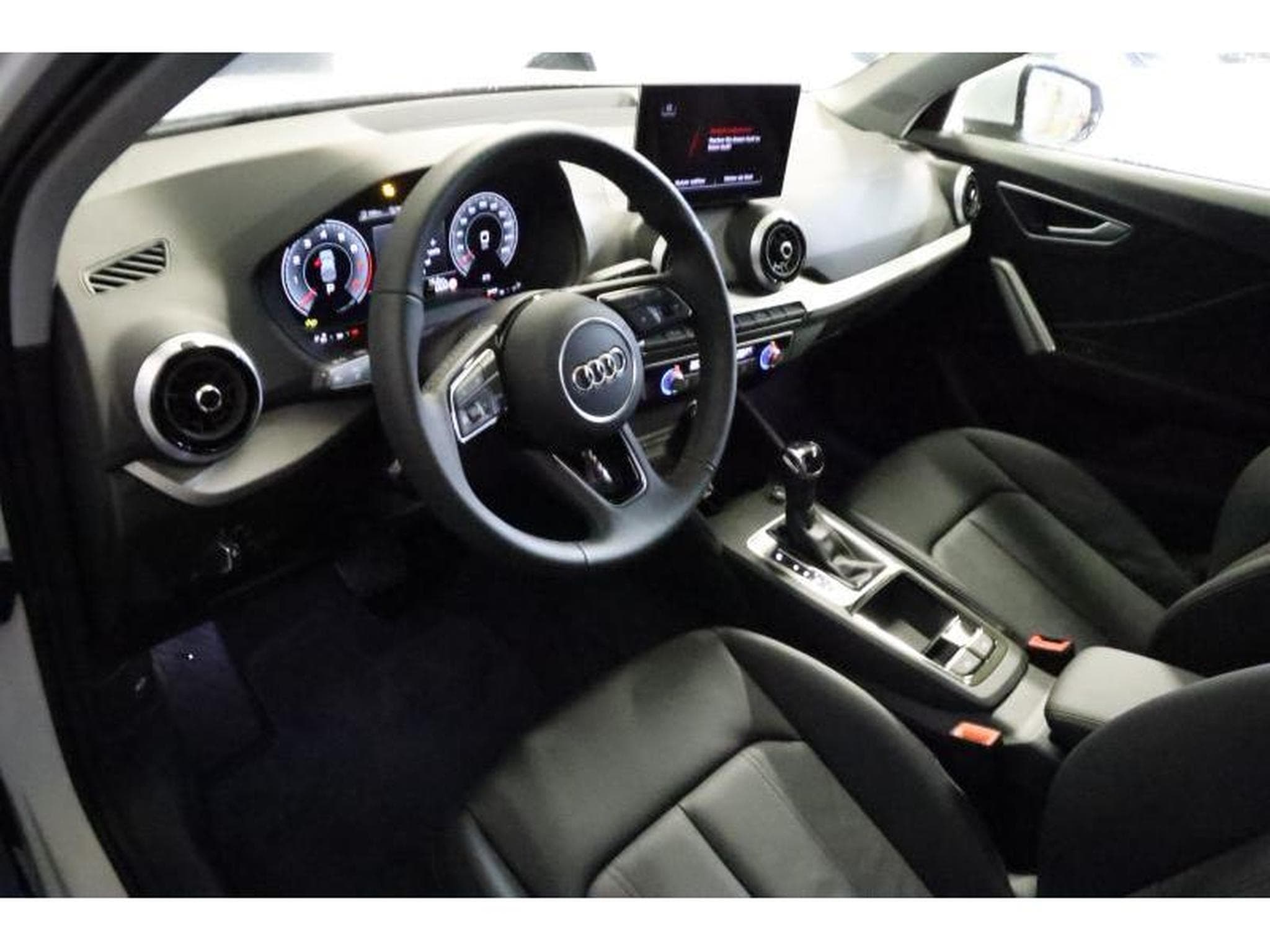 Audi Q2 S line (2026) - Photo 11