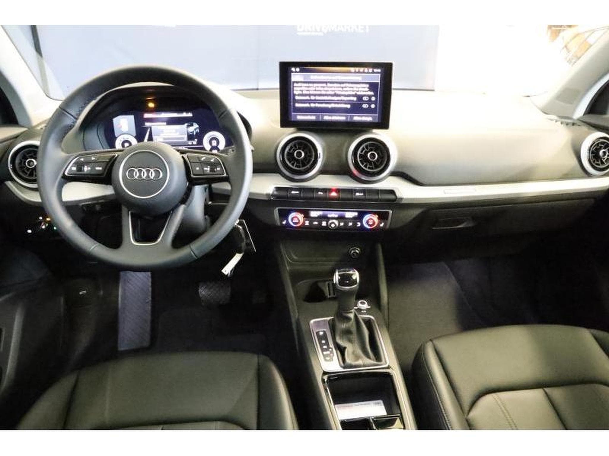 Audi Q2 S line (2026) - Photo 2