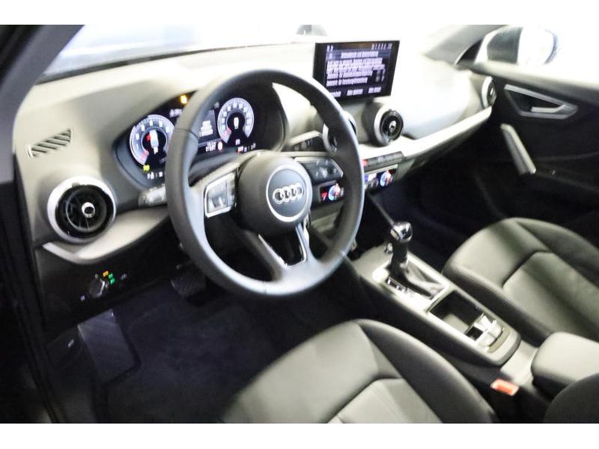 Audi Q2 S line (2026) - Photo 12
