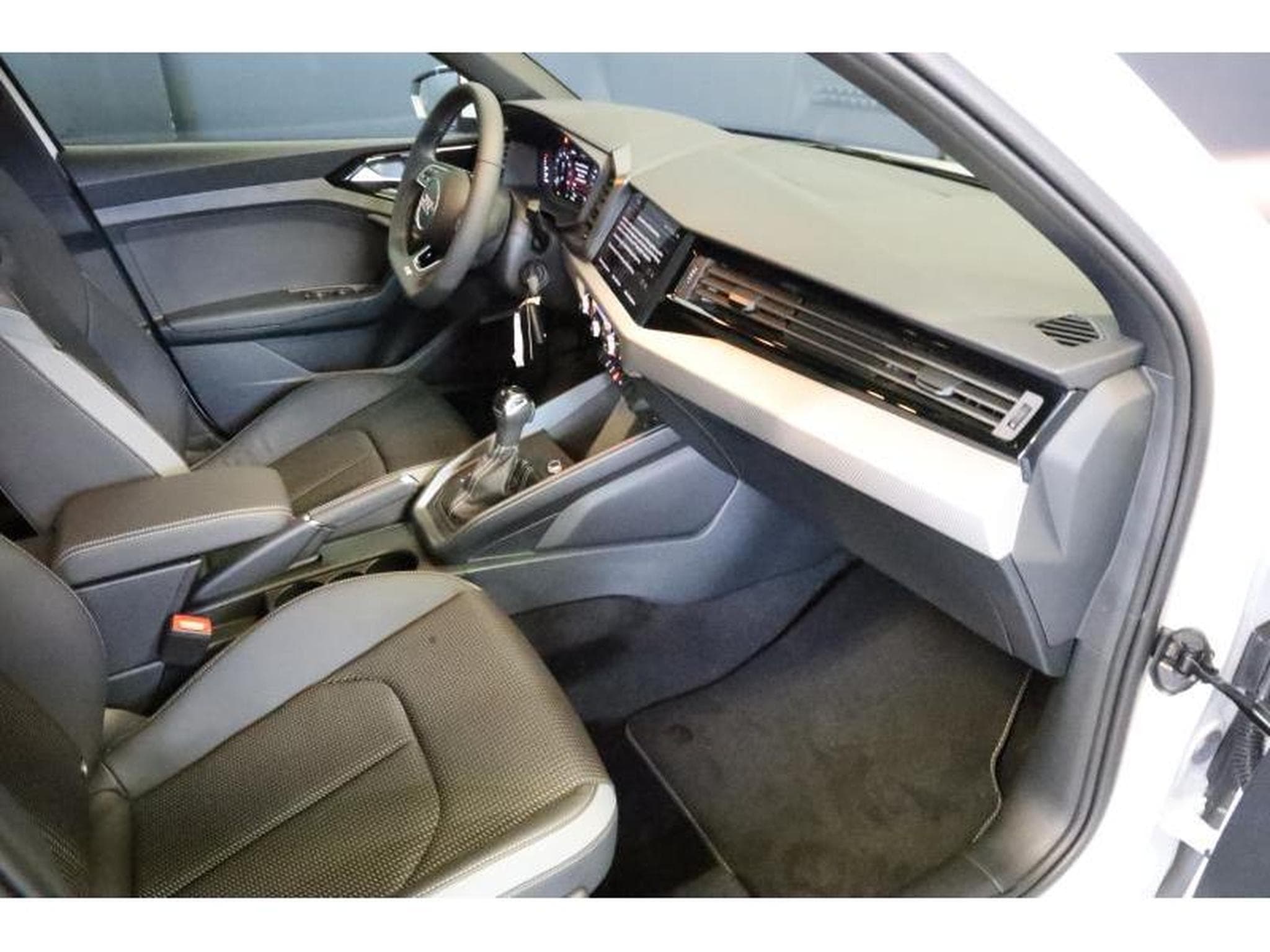 Audi A1 Advanced (2026) - Photo 10