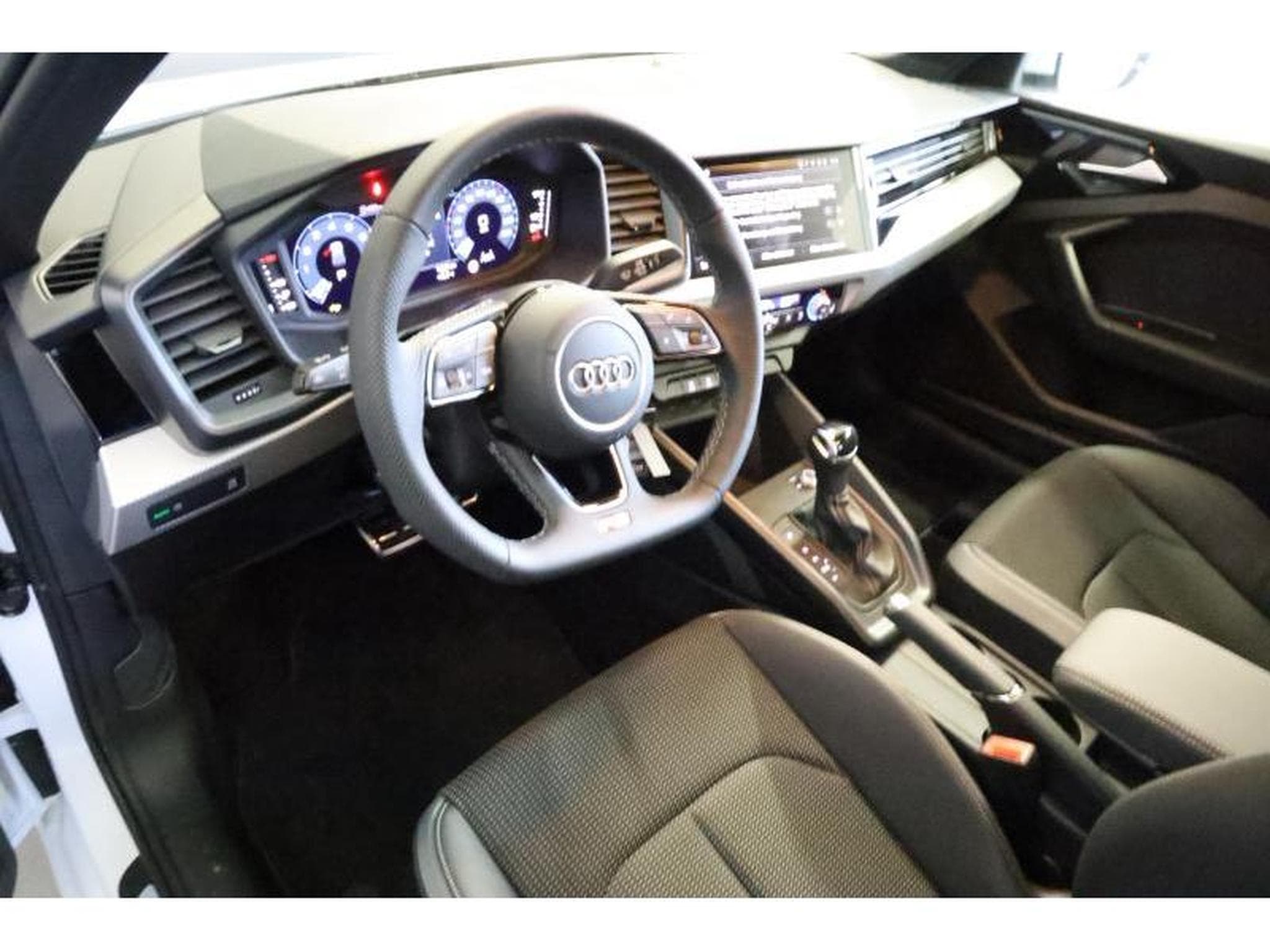 Audi A1 Advanced (2026) - Photo 13