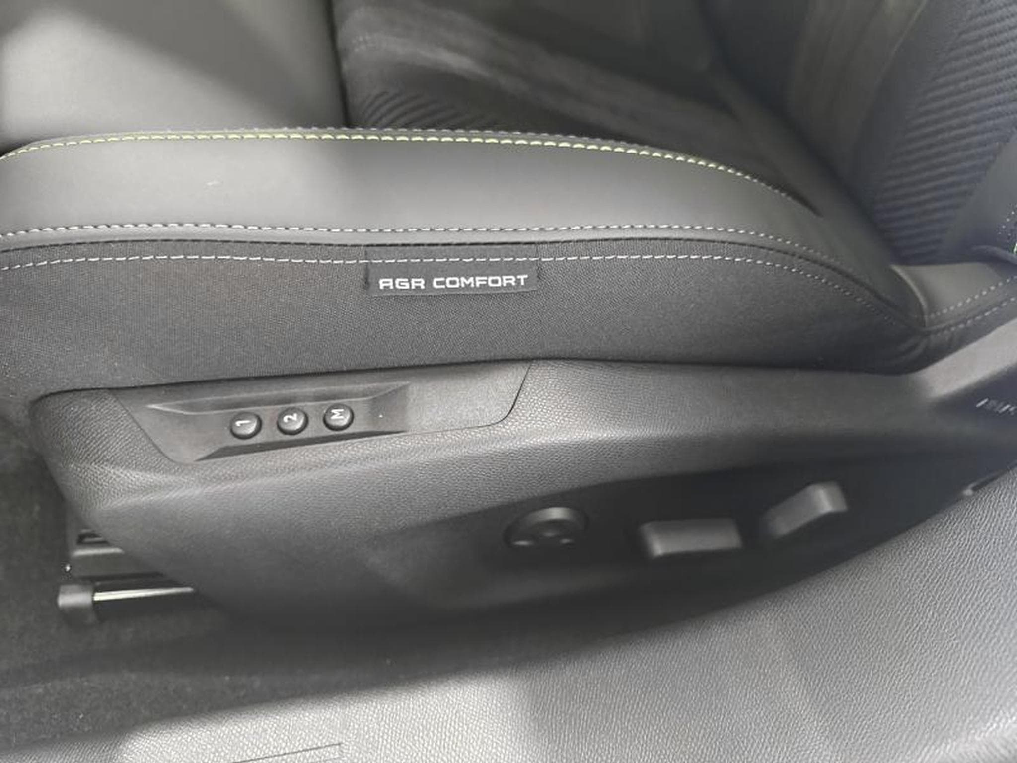 Peugeot 308 III & e- GT (2026) - Photo 22