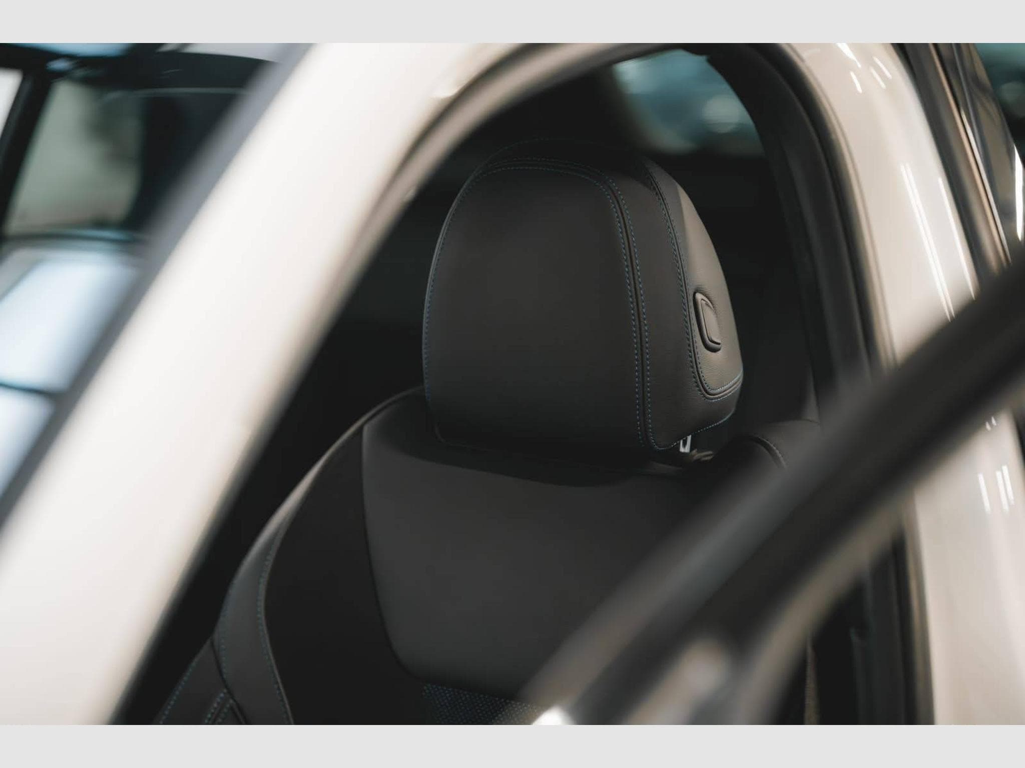 BMW Série 3 330 i xDrive M Sport – 1ère Main – Suivi BMW (2020) - Foto 16