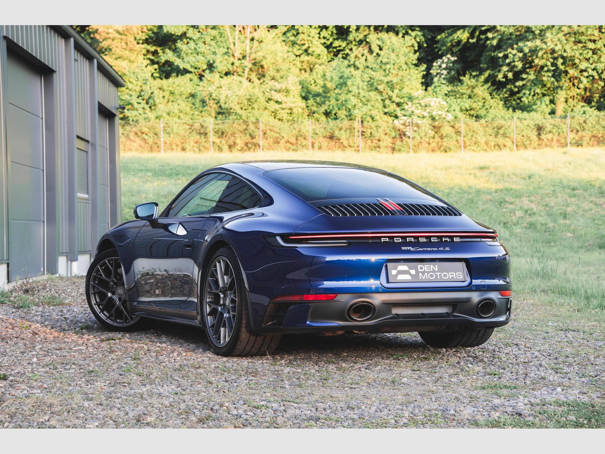 Porsche 911 Carrera 4S - SportDesign – Toit Carbone – Bleu Gentiane – Ap (2019) - Foto 31