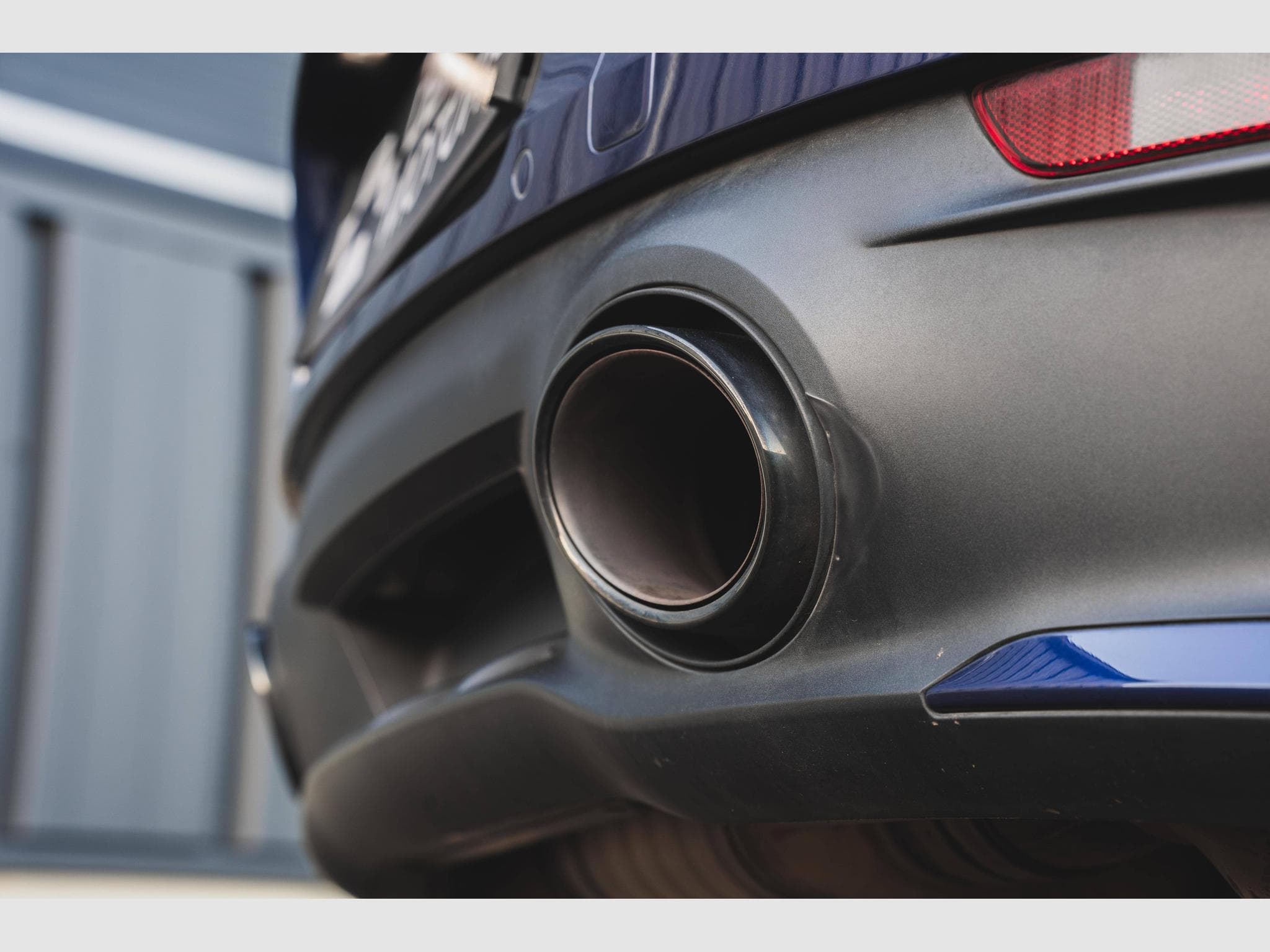 Porsche 911 Carrera 4S - SportDesign – Toit Carbone – Bleu Gentiane – Ap (2019) - Foto 32