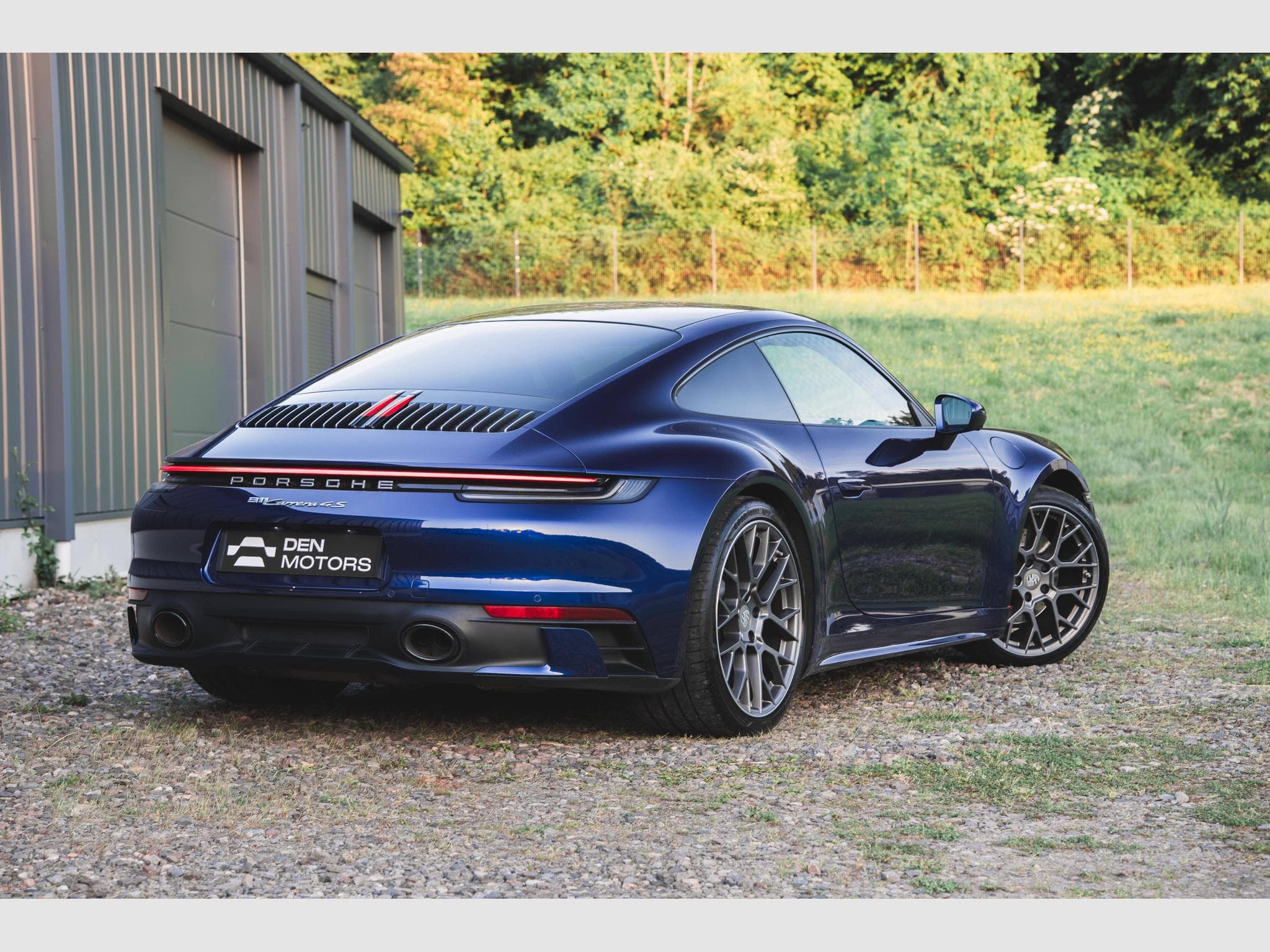 Porsche 911 Carrera 4S - SportDesign – Toit Carbone – Bleu Gentiane – Ap (2019) - Foto 6