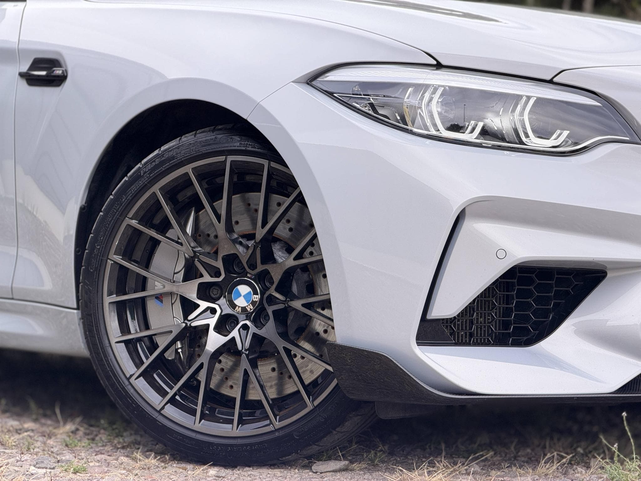 BMW M2 Competition DKG 410ch - 1ère Main / Gris Hockenheim / Pack M (2019) - Foto 24