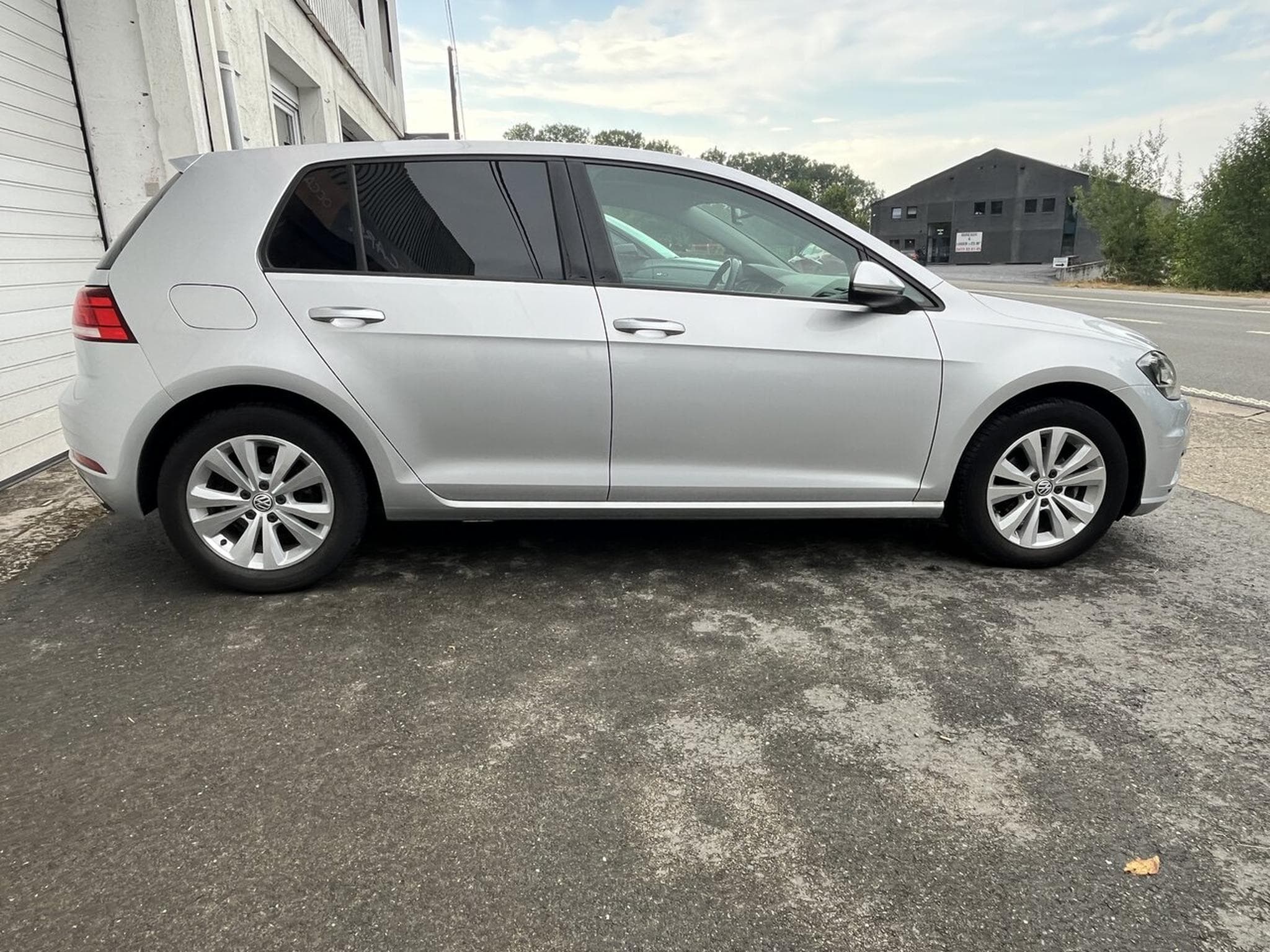 VW Golf VII 1.0 TSI COMFORTLINE 110 ch (2018) - Photo 5