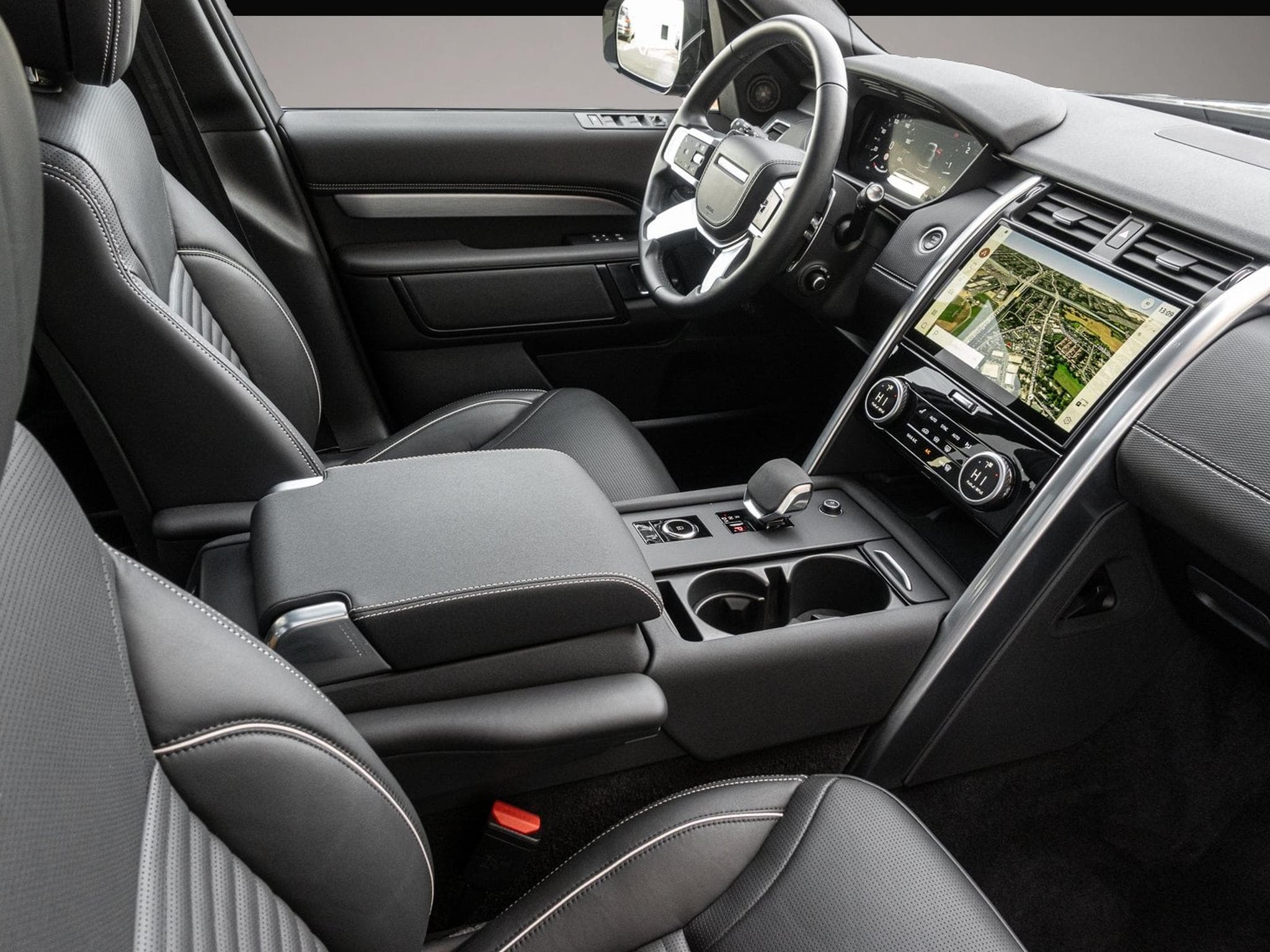 Land-Rover Discovery (2024) - Photo 6