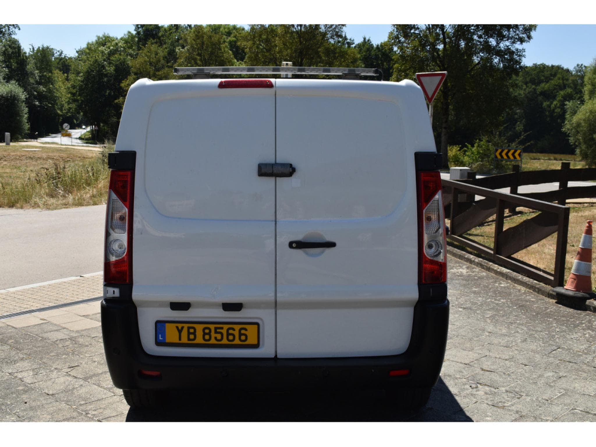 Citroën Jumpy 1,6 HDI 3 places Airco (2015) - Photo 5