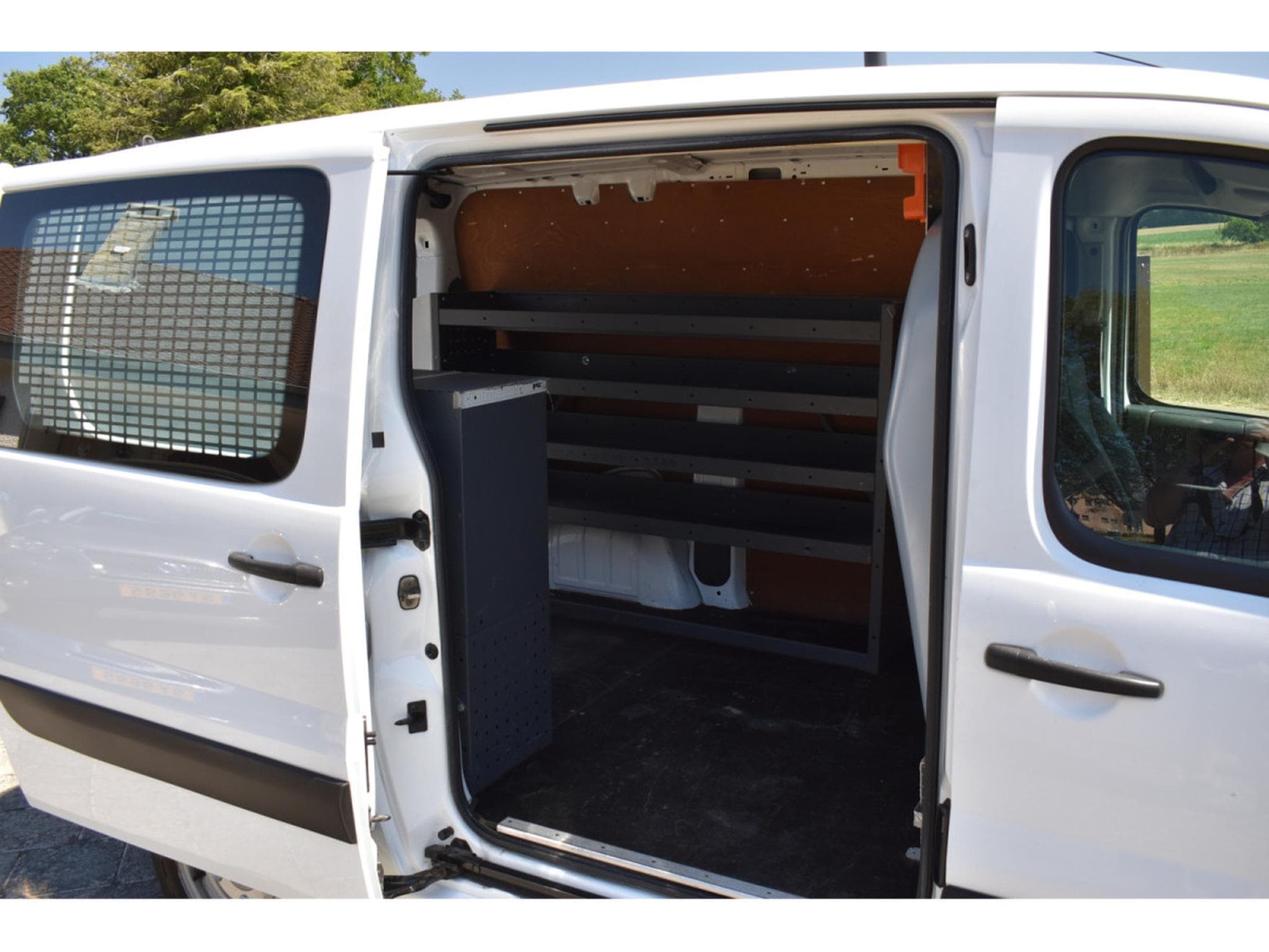 Citroën Jumpy 1,6 HDI 3 places Airco (2015) - Photo 9