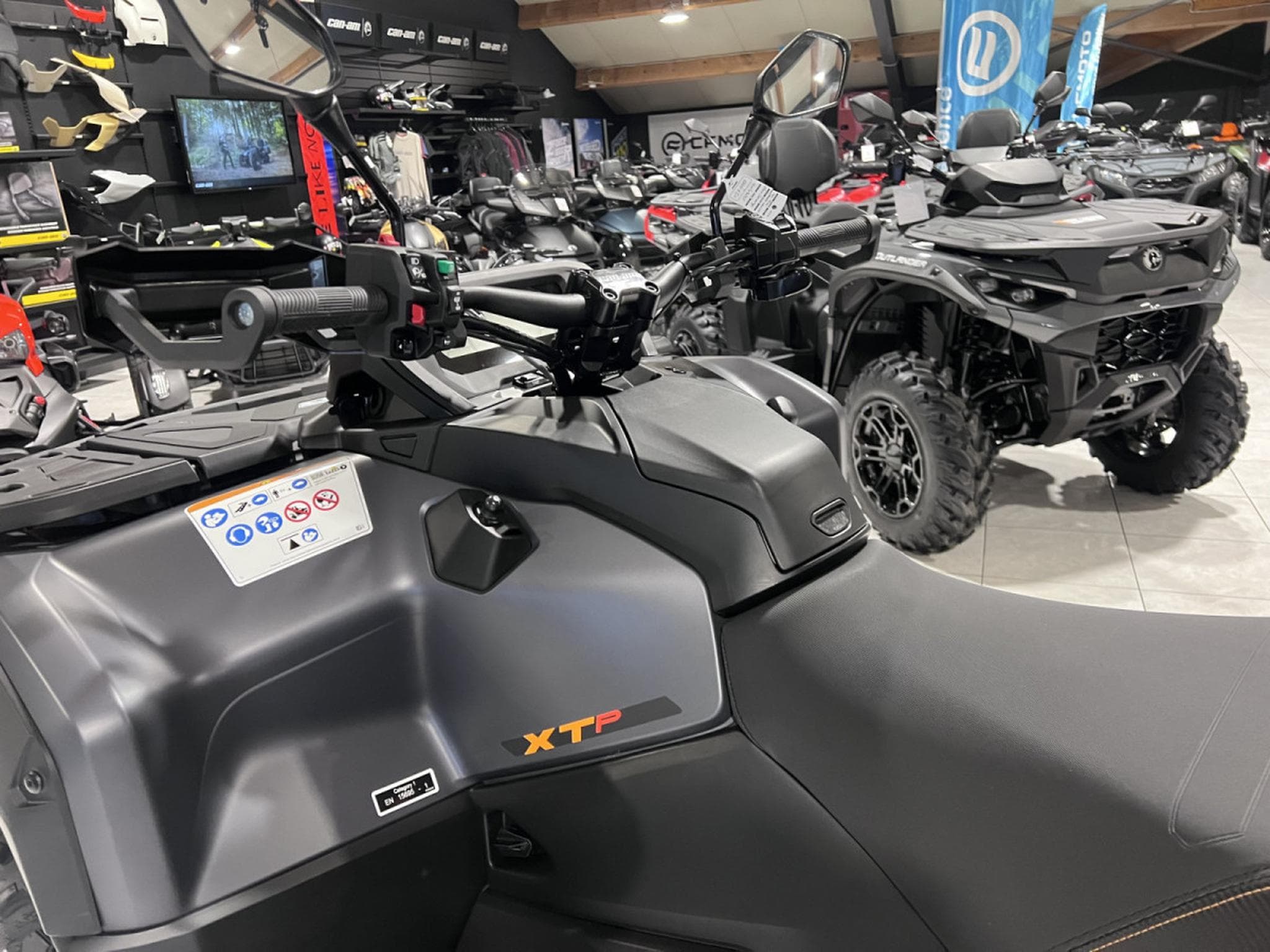 BRP Can-Am Outlander Max MY26 XT P T 1000 ABS T3 (2026) - Photo 7