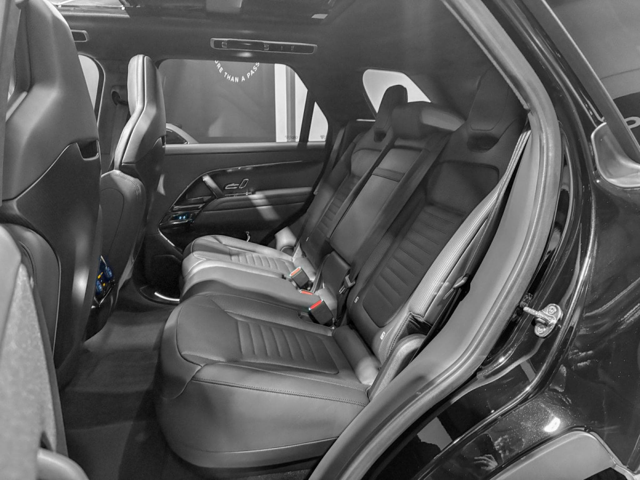 Land-Rover Range Rover Sport P635 SV EDITION ONE/ FULL CARBON / ECHANGE;REPRISE POSSIBLE (2024) - Photo 14