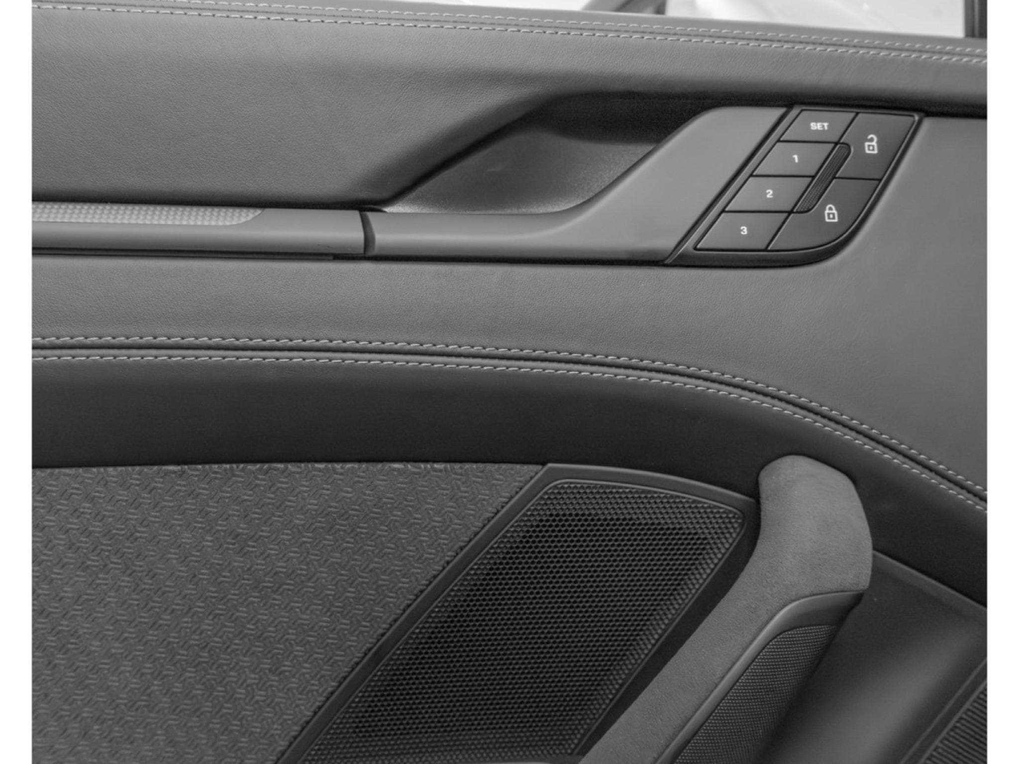 Porsche 911 911/992.2 TARGA 4 GTS / FACELIFT MY2025 / SOFORT (2025) - Photo 19