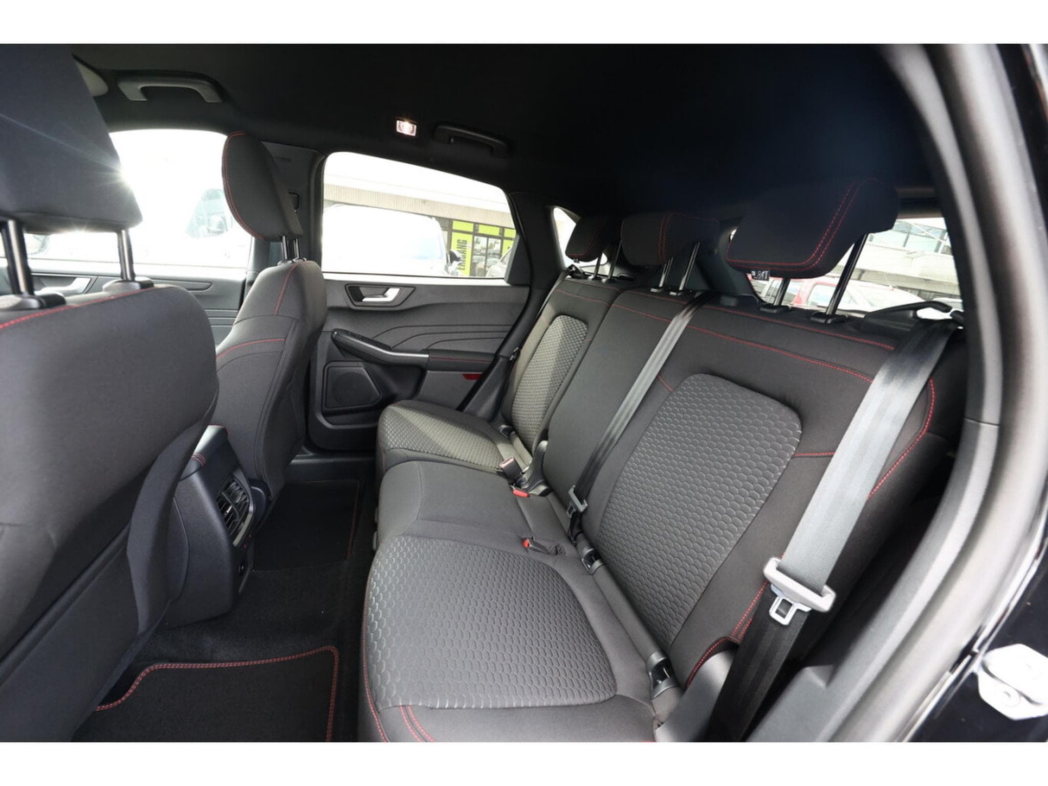 Ford Kuga 2.5 PHEV 242 Auto ST-Line (2026) - Photo 8