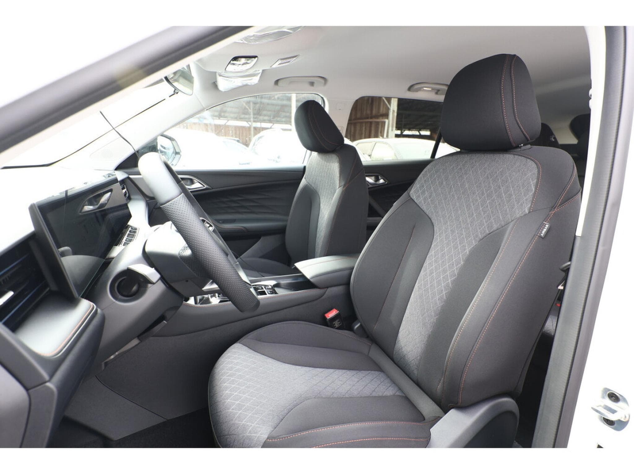 MG HS 1.5  HEV+ 224 Auto  Comfort (2026) - Photo 7