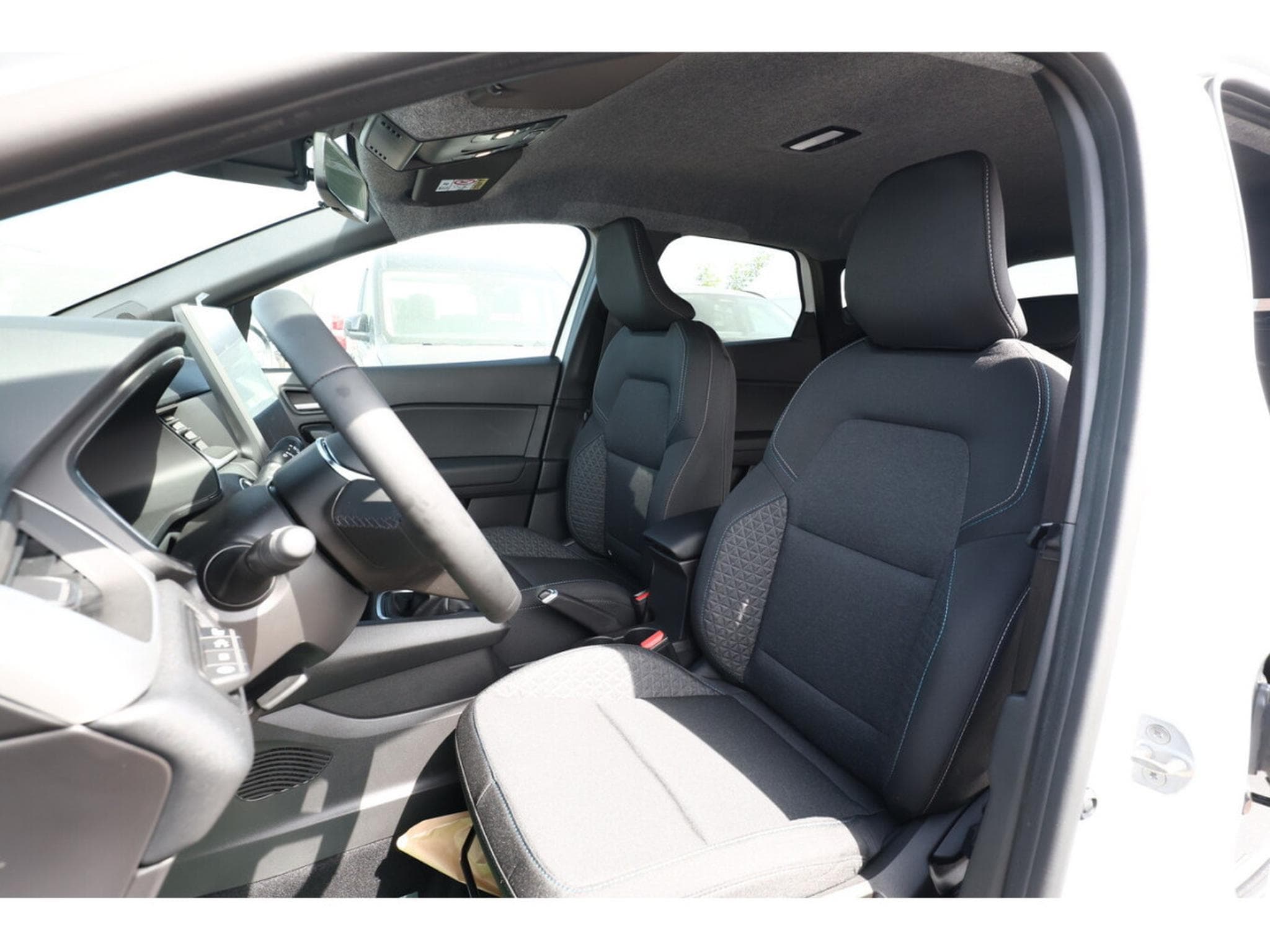 Mitsubishi ASX 1.0 TCE 90 Plus (2025) - Photo 6