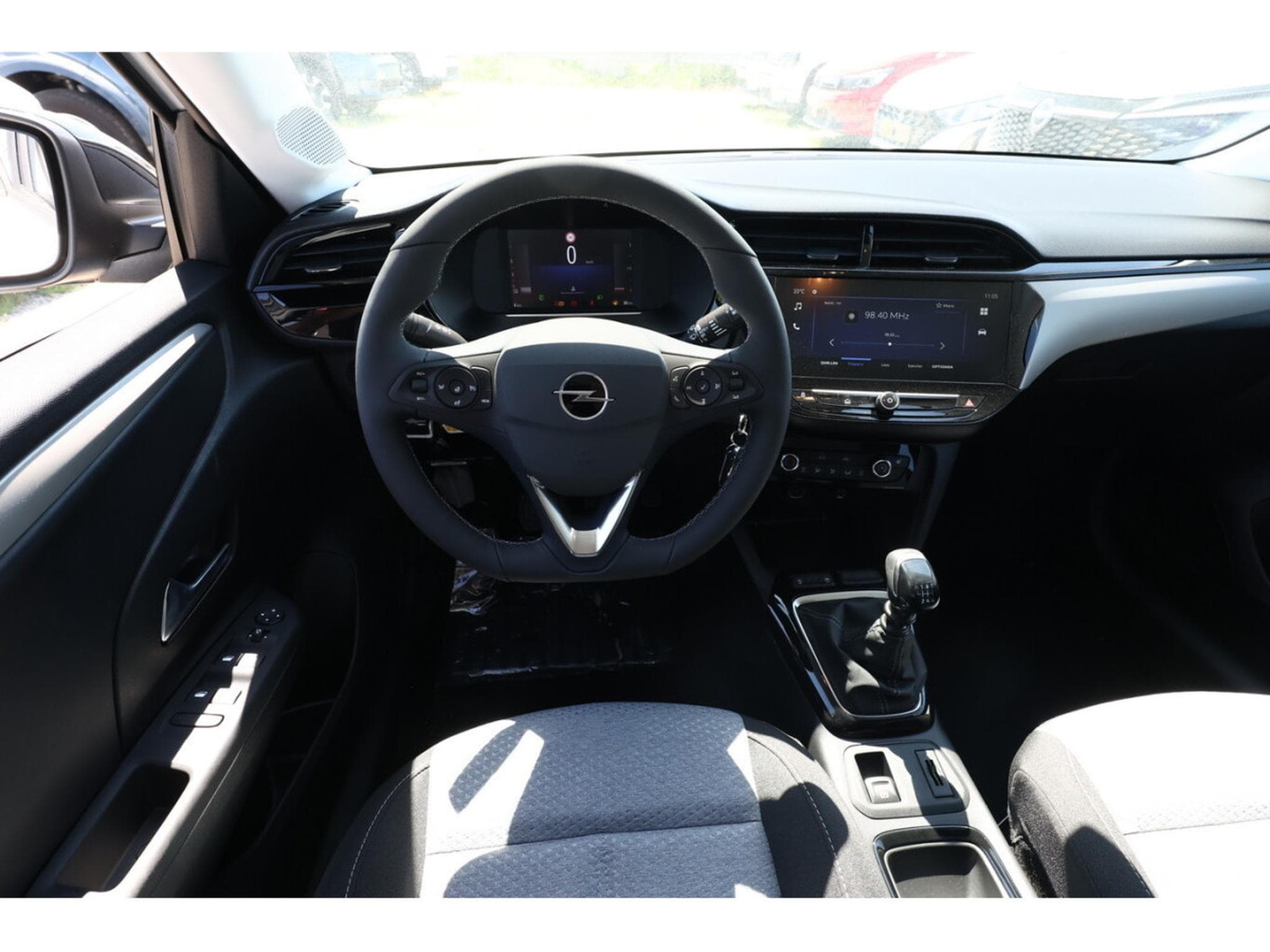 Opel Corsa 1.2 TURBO 101 (2025) - Photo 6