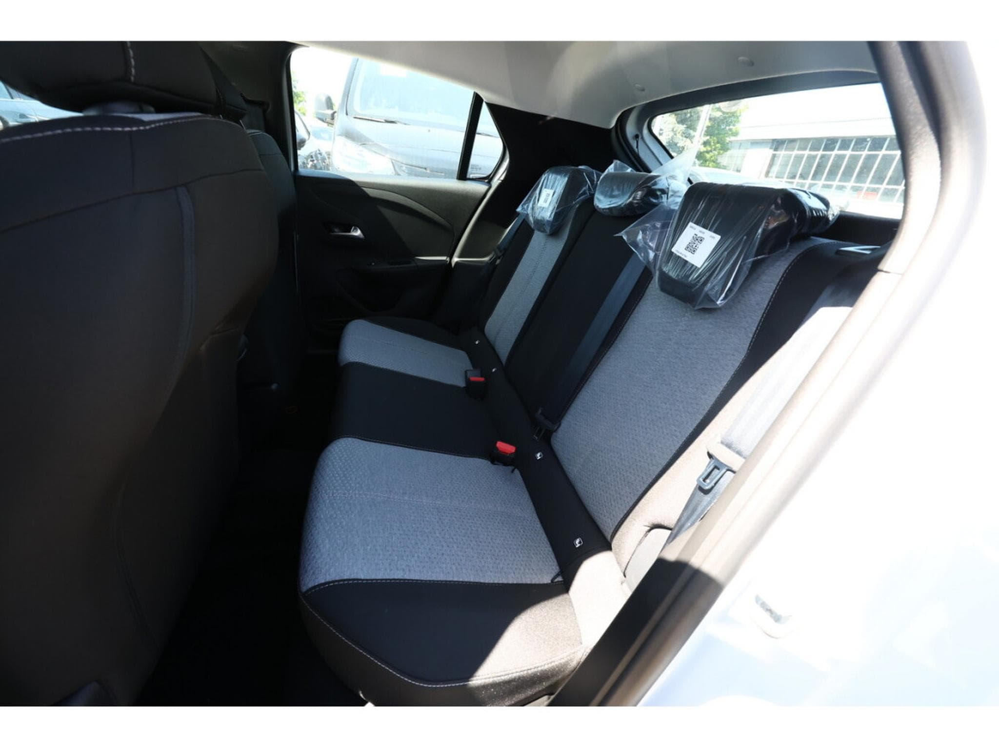 Opel Corsa 1.2 TURBO 101 (2025) - Photo 8