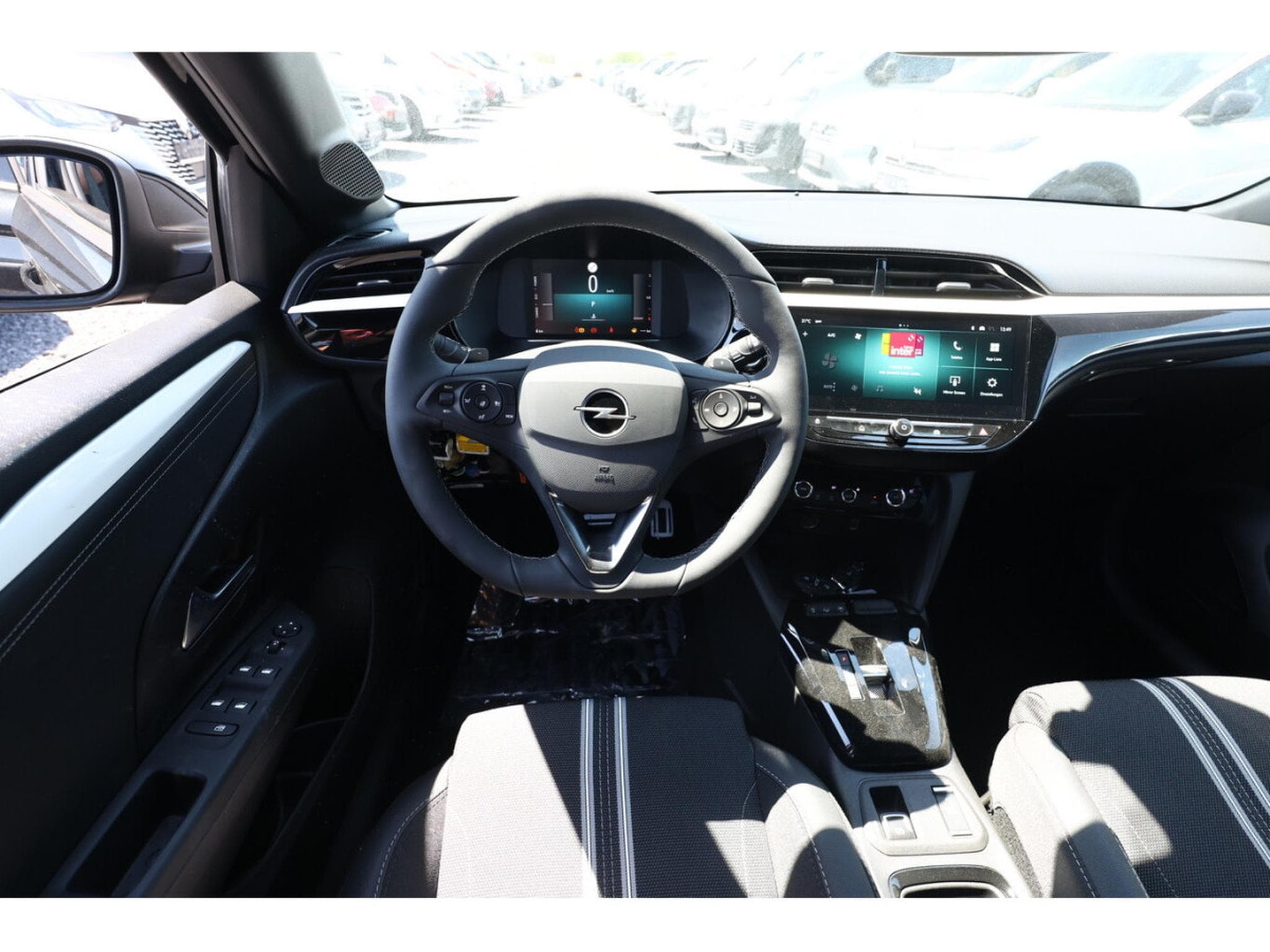 Opel Corsa 1.2 Hybride 145 e-DC6 (2025) - Photo 6