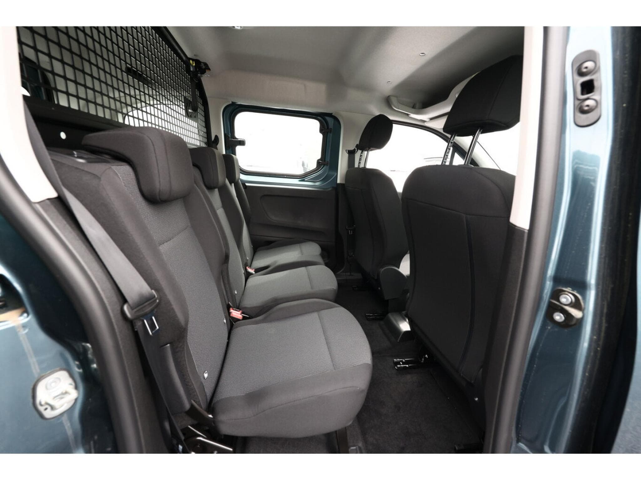Opel Combo 1.5 BlueHDi 102 Edition (2025) - Photo 10