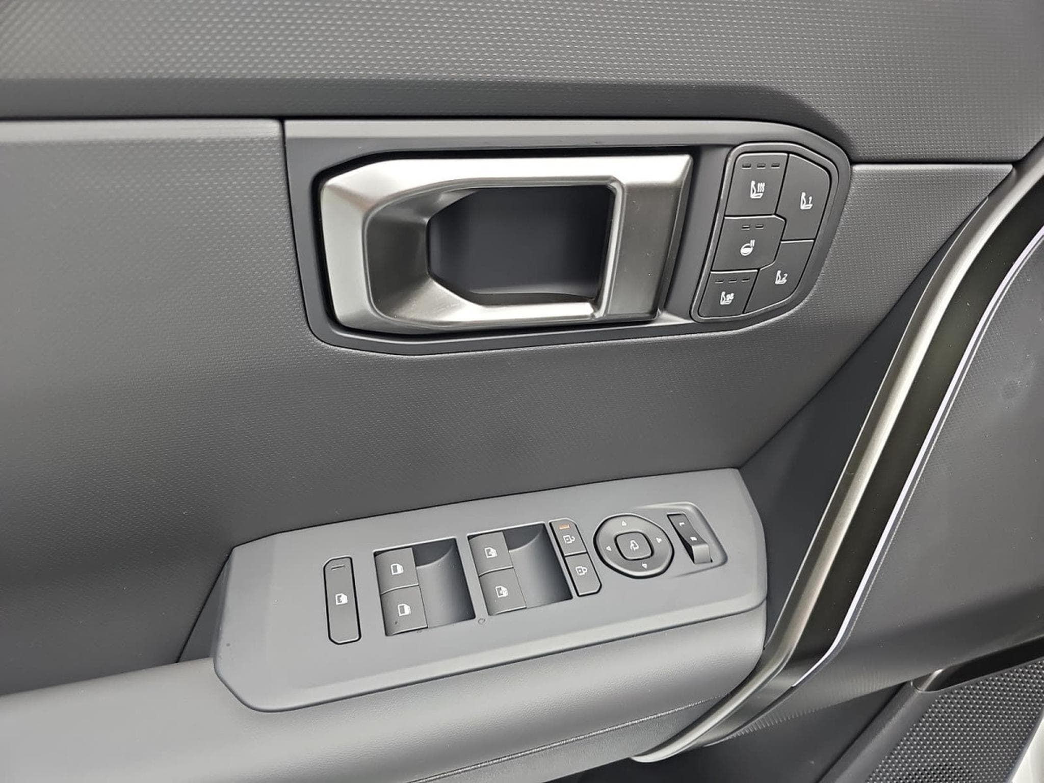 Kia Seltos 1.6 T-GDI 180 DCT AWD X-LINE (2026) - Photo 14