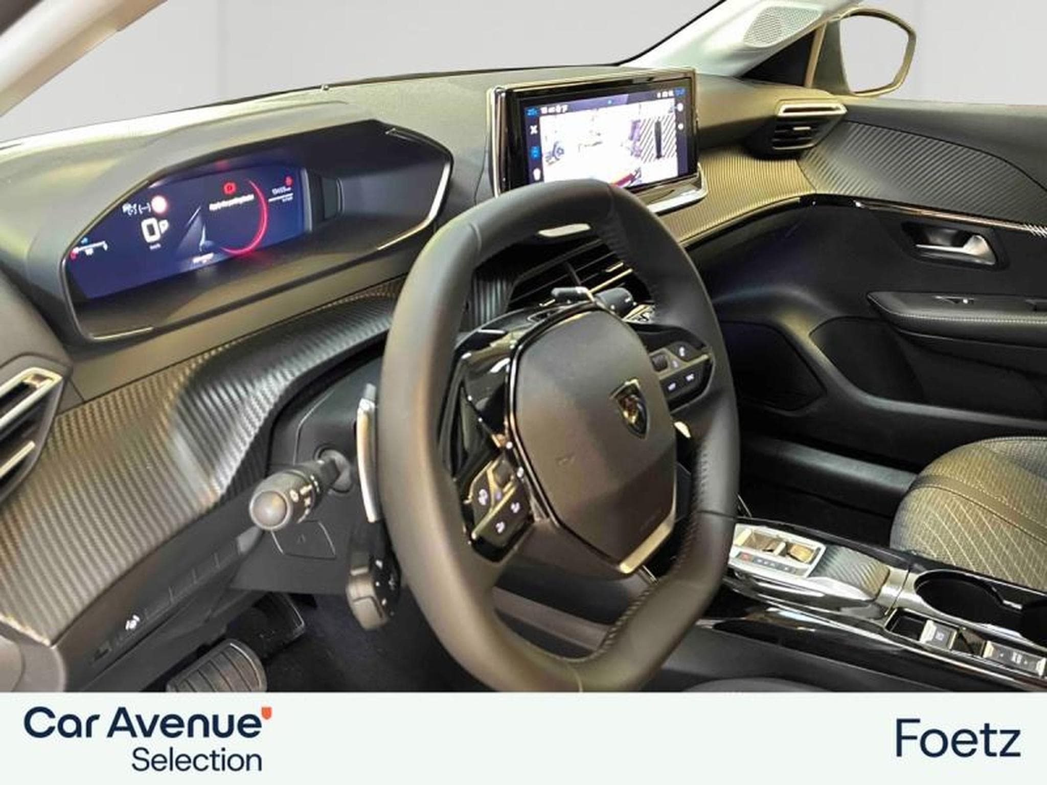 PEUGEOT 208 1.2 Hybrid 145ch Allure e-DCS6 (2025) - Photo 6