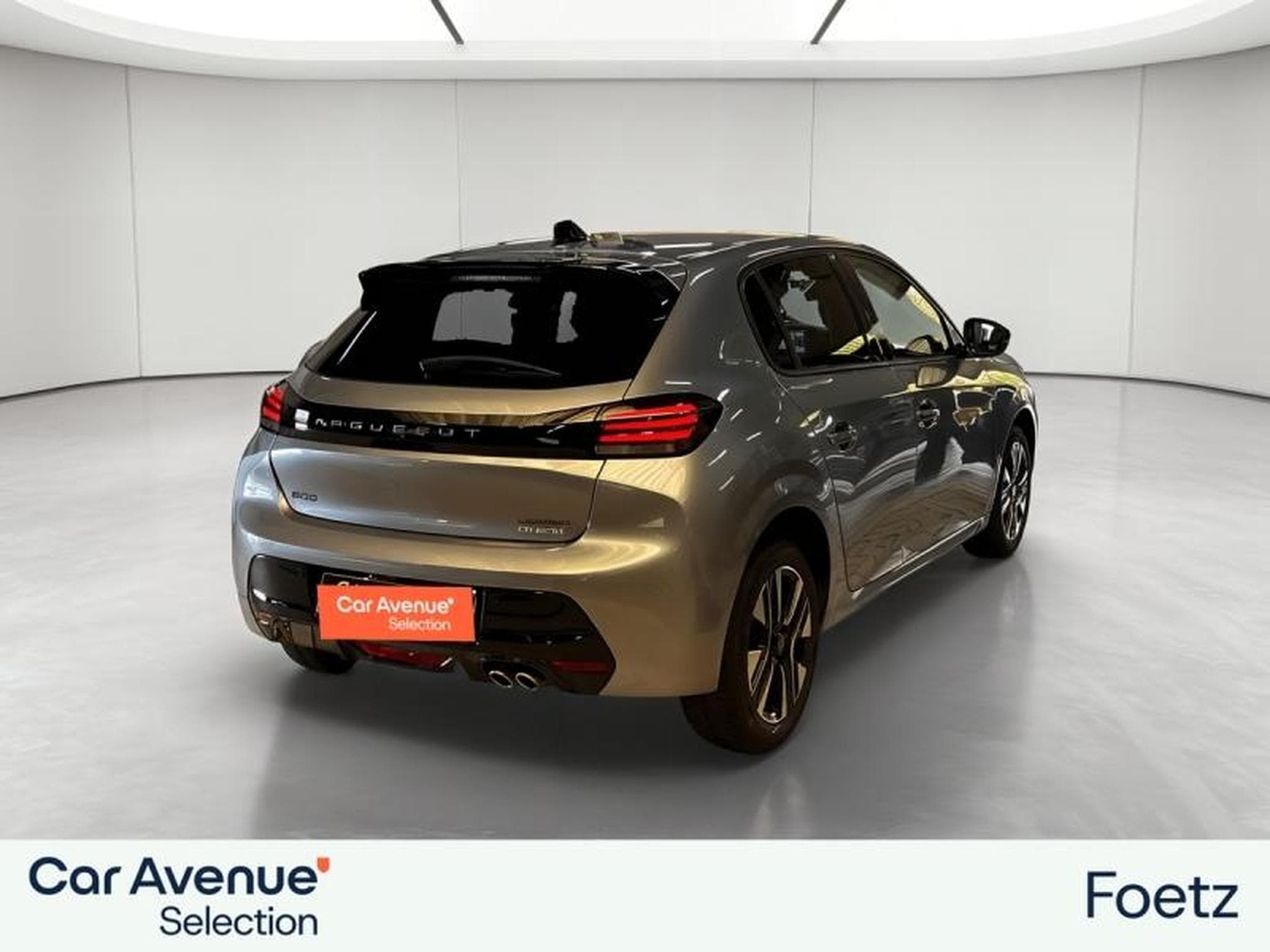 PEUGEOT 208 1.2 Hybrid 145ch Allure e-DCS6 (2025) - Photo 7