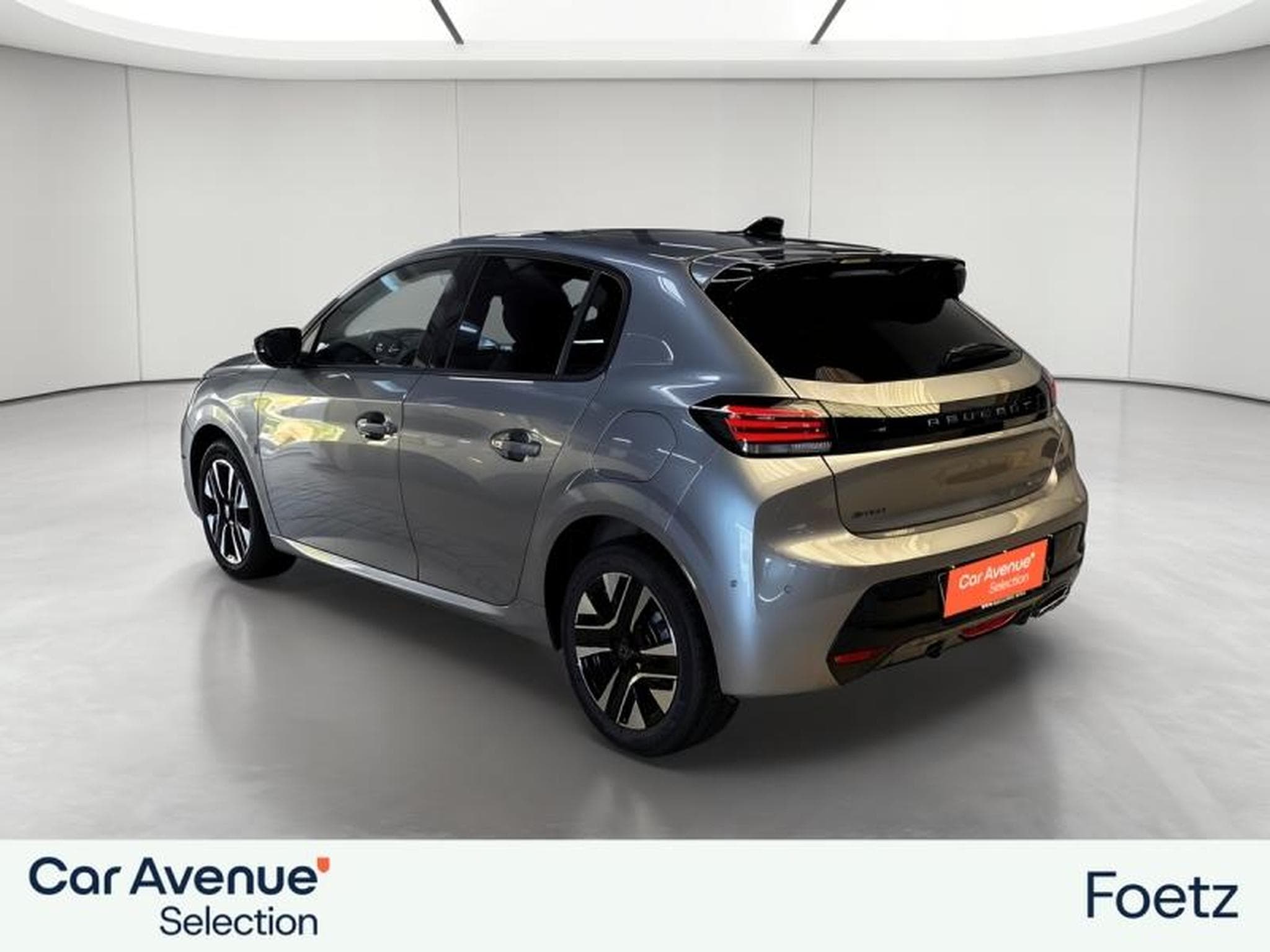 PEUGEOT 208 1.2 Hybrid 145ch Allure e-DCS6 (2025) - Photo 8