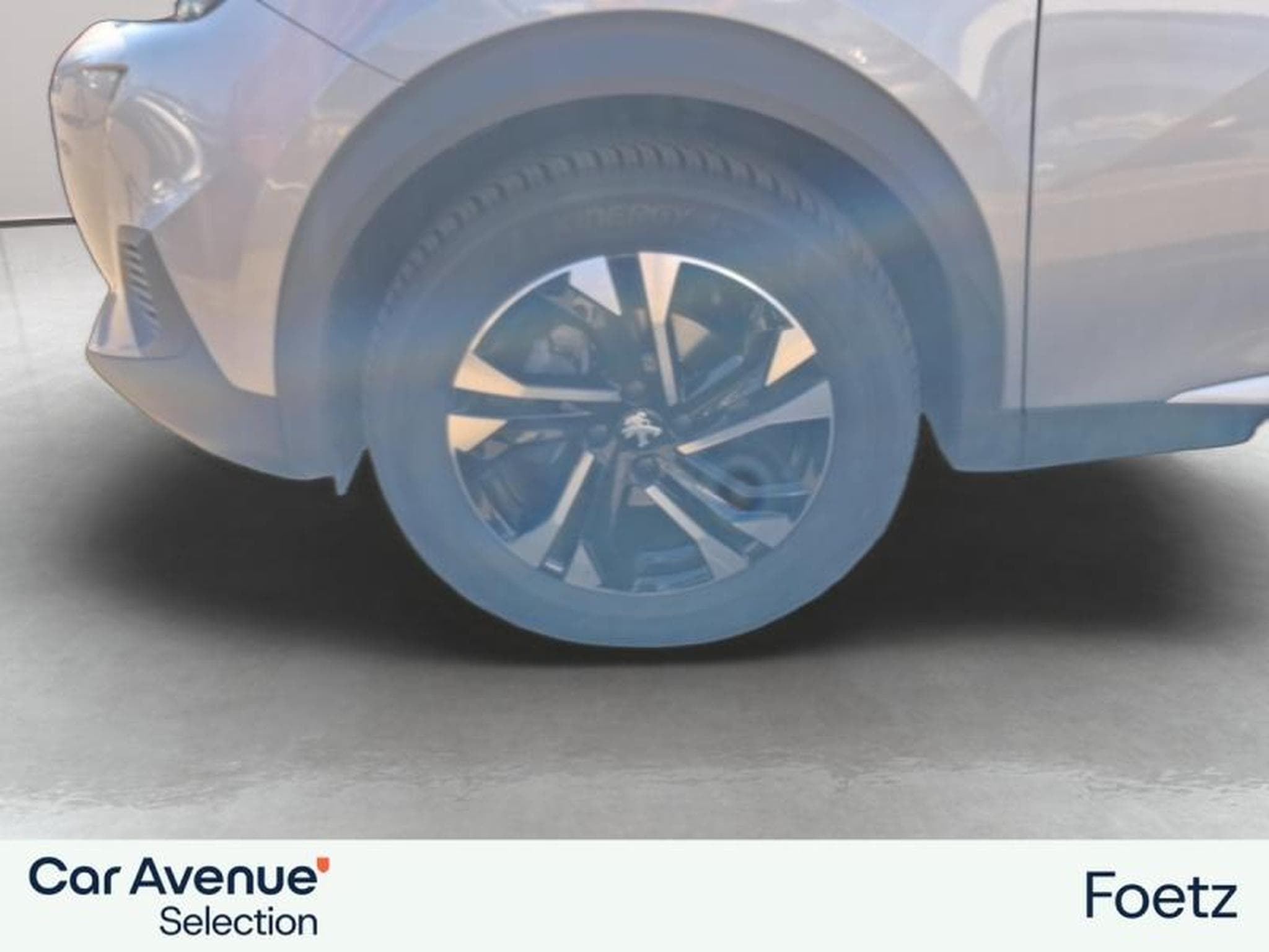 PEUGEOT 2008 1.2 PureTech 130ch S&S Allure Pack EAT8 (2023) - Photo 11