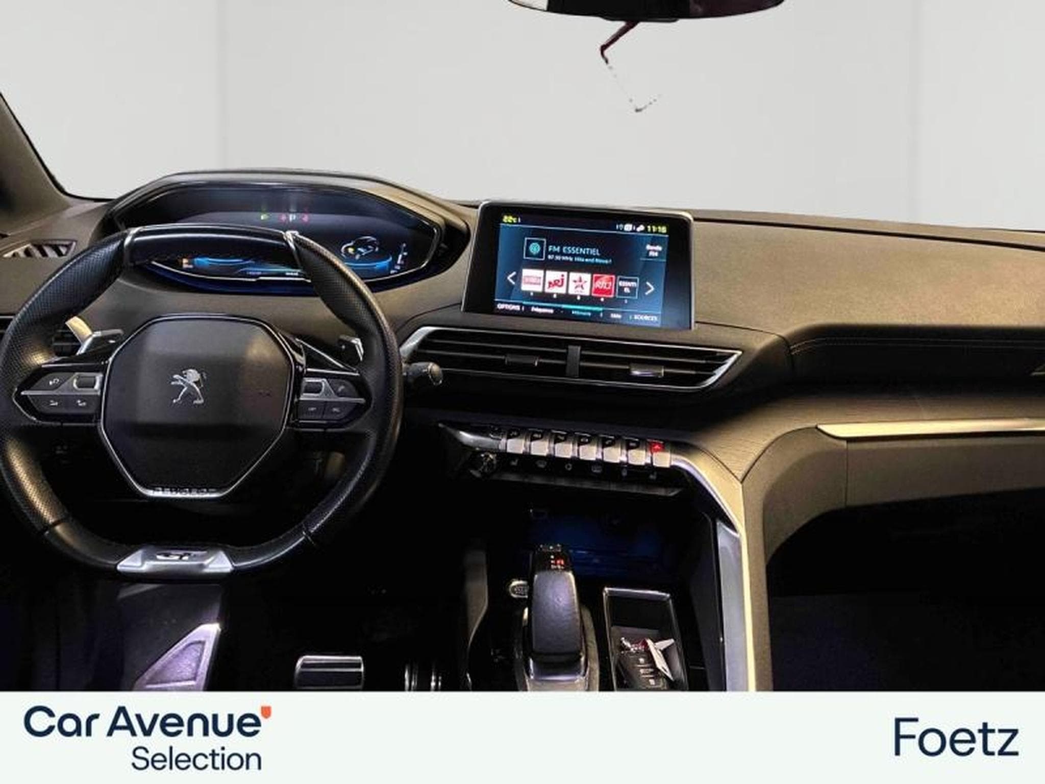 PEUGEOT 3008 HYBRID4 300ch GT e-EAT8 (2020) - Photo 3