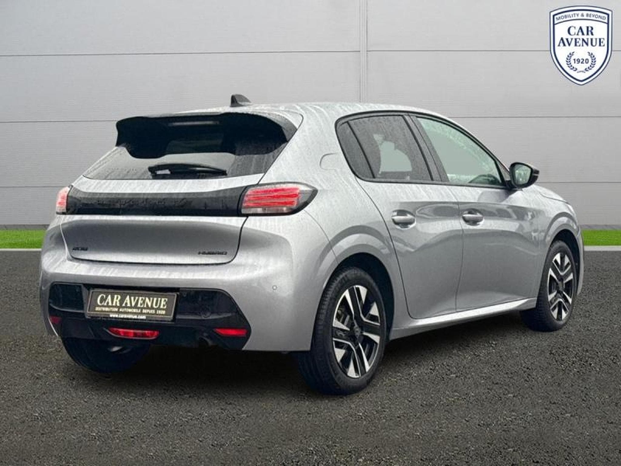 PEUGEOT 208 1.2 Hybrid 100ch Allure e-DCS6 (2024) - Photo 3