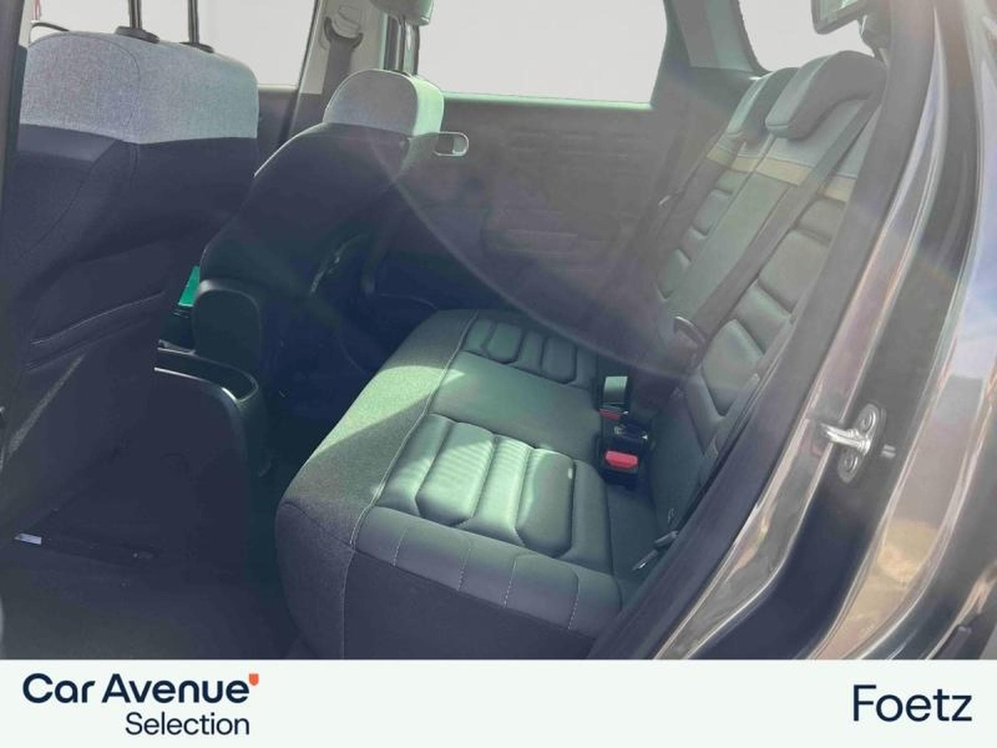 CITROEN C3 Aircross 1.2 PureTech 110ch S&S MAX (2023) - Photo 9