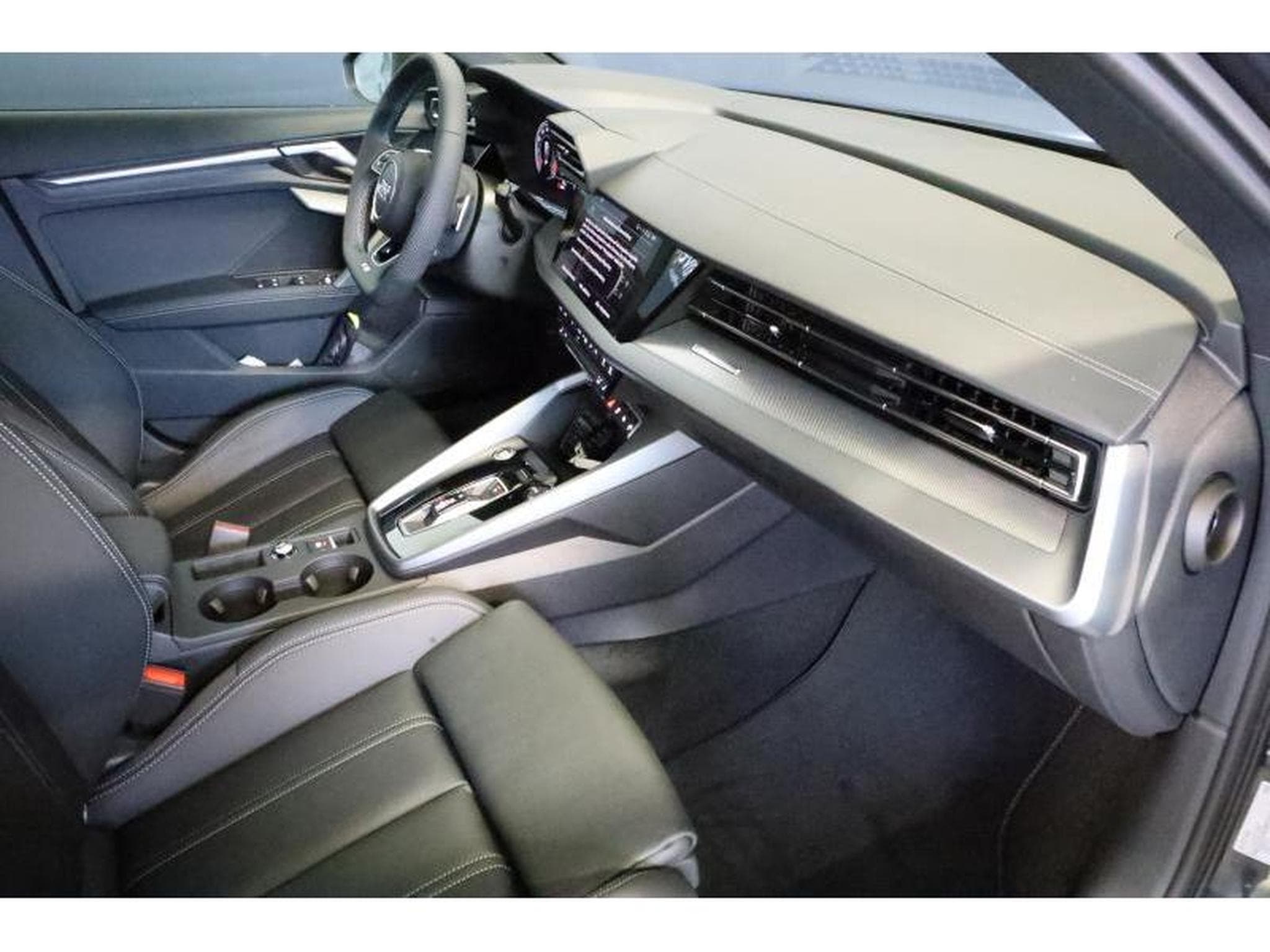 Audi A3 Sportback (2026) - Photo 9