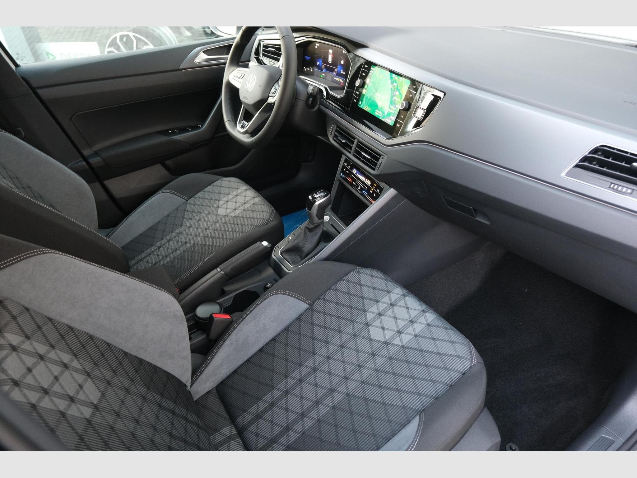VW Taigo 1.5 TSI DSG (2026) - Photo 24