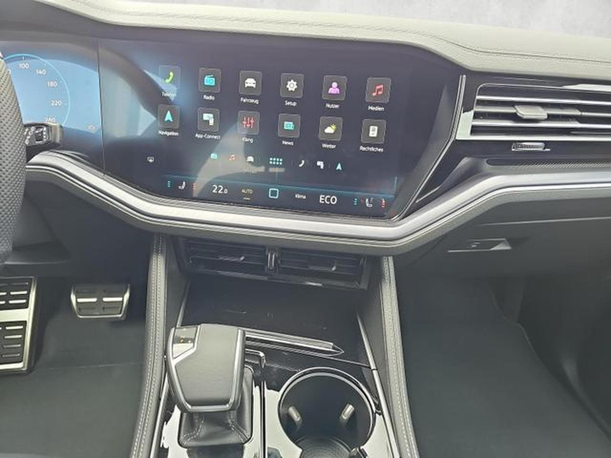VW Touareg 3.0 TDI 210 kW 4Motion R-Line (2026) - Photo 11